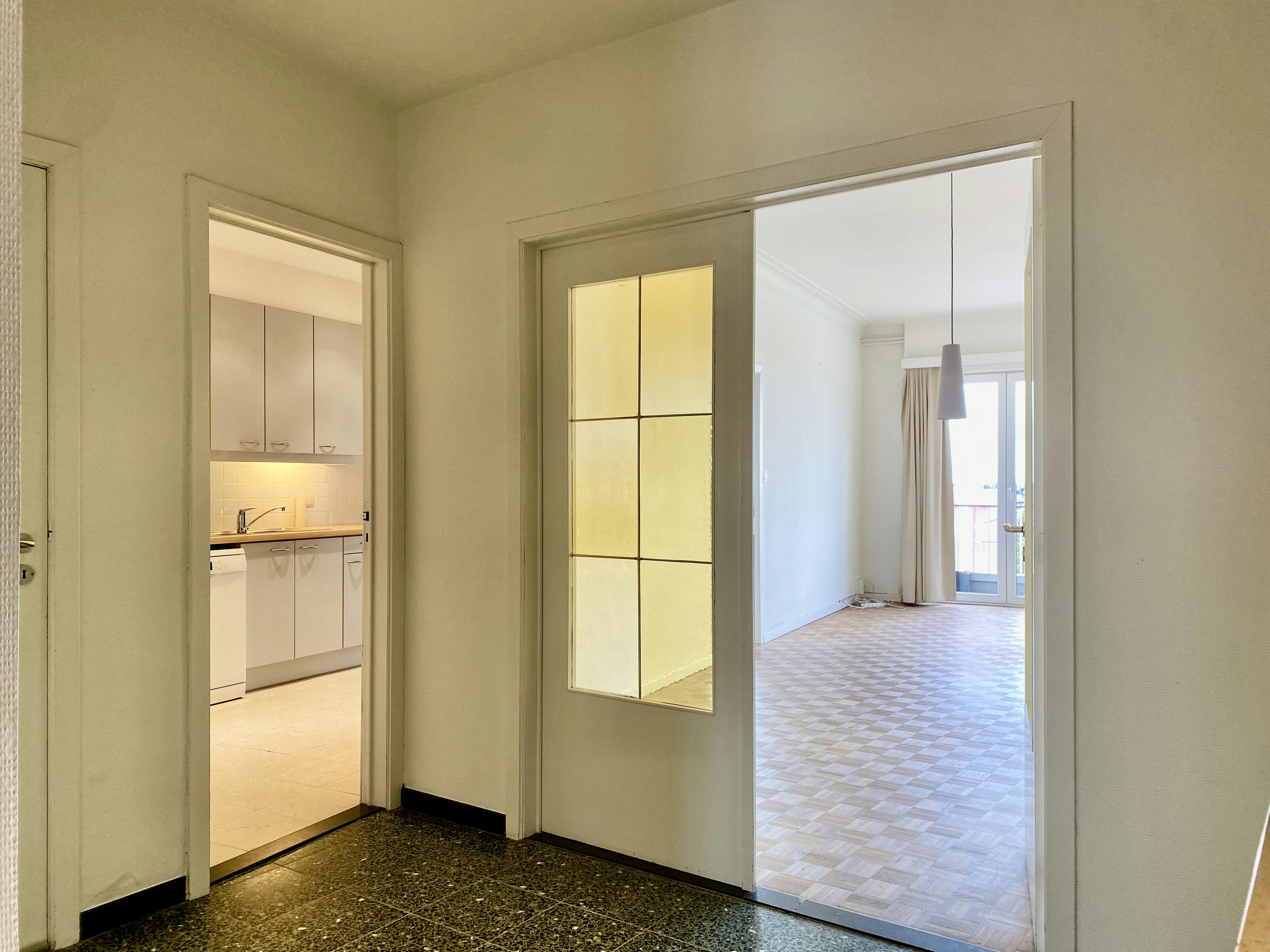 TE HUUR: appartement met 3 slaapkamers in Hasselt centrum foto 2