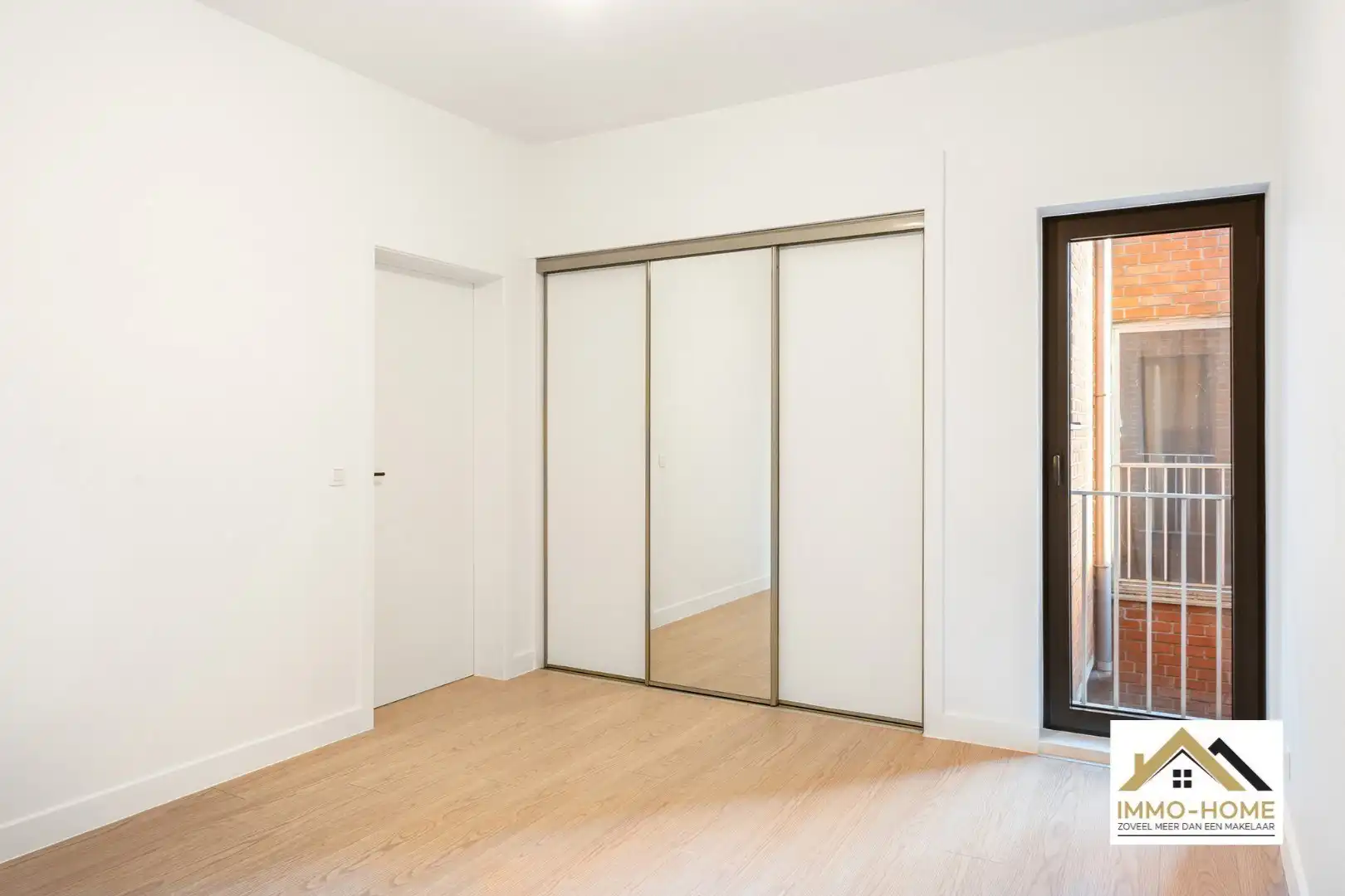 Zeer ruim appartement in centrum foto 16