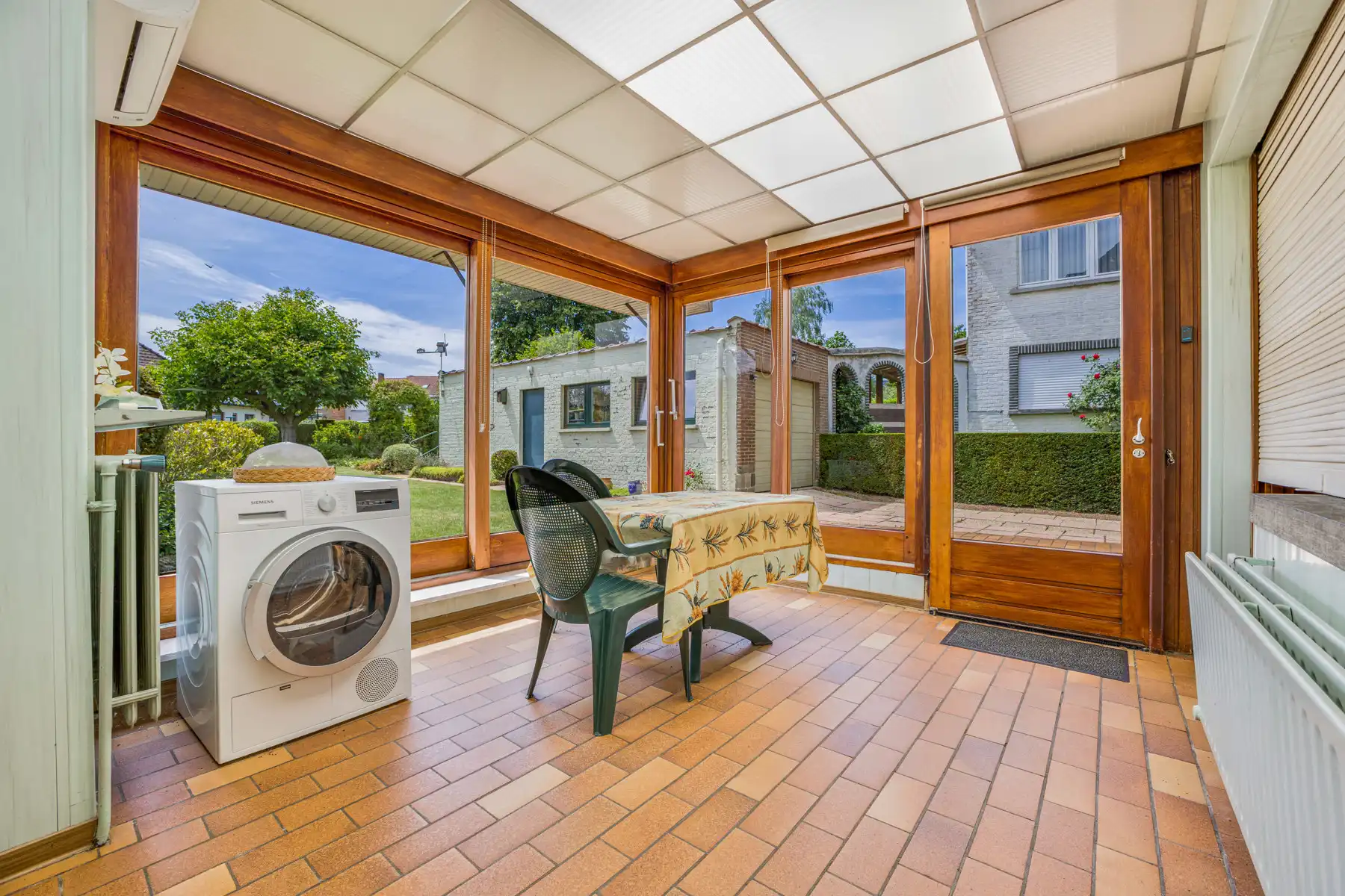 Goed onderhouden woning met garage en leuke tuin foto 13