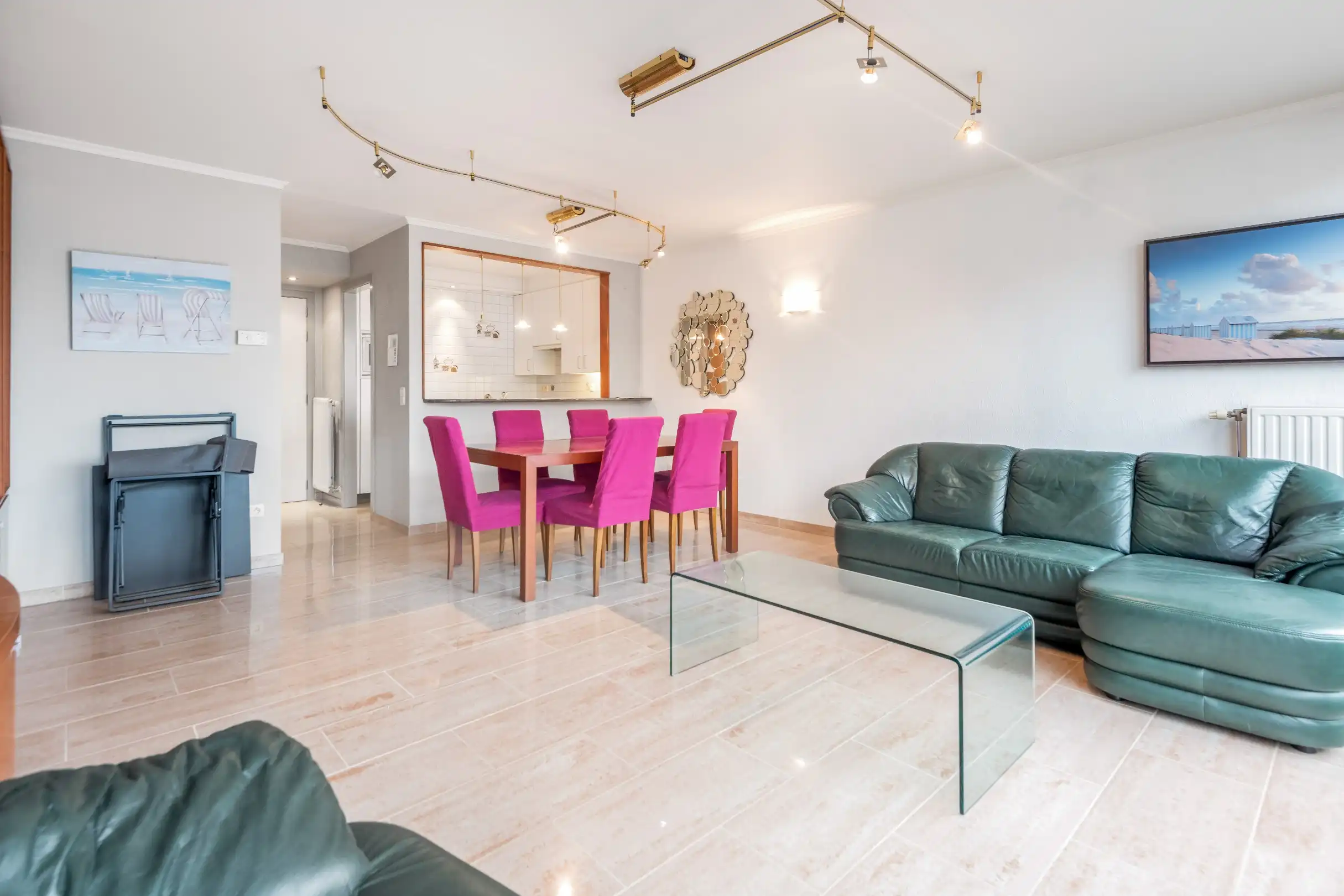 Duplexappartement met zuid-west oriëntatie gelegen vlakbij de Lippenslaan en de Zeedijk. Inpandige garagebox te koop foto 3