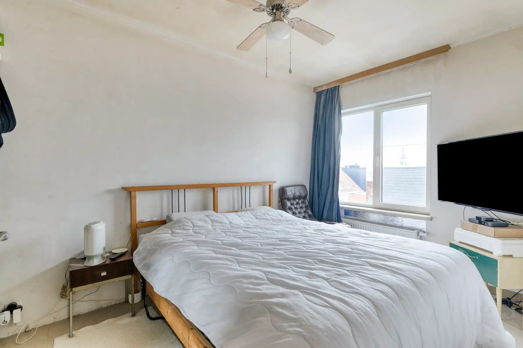 Gezellig instapklaar appartement met ondergrondse standplaats ! foto 11