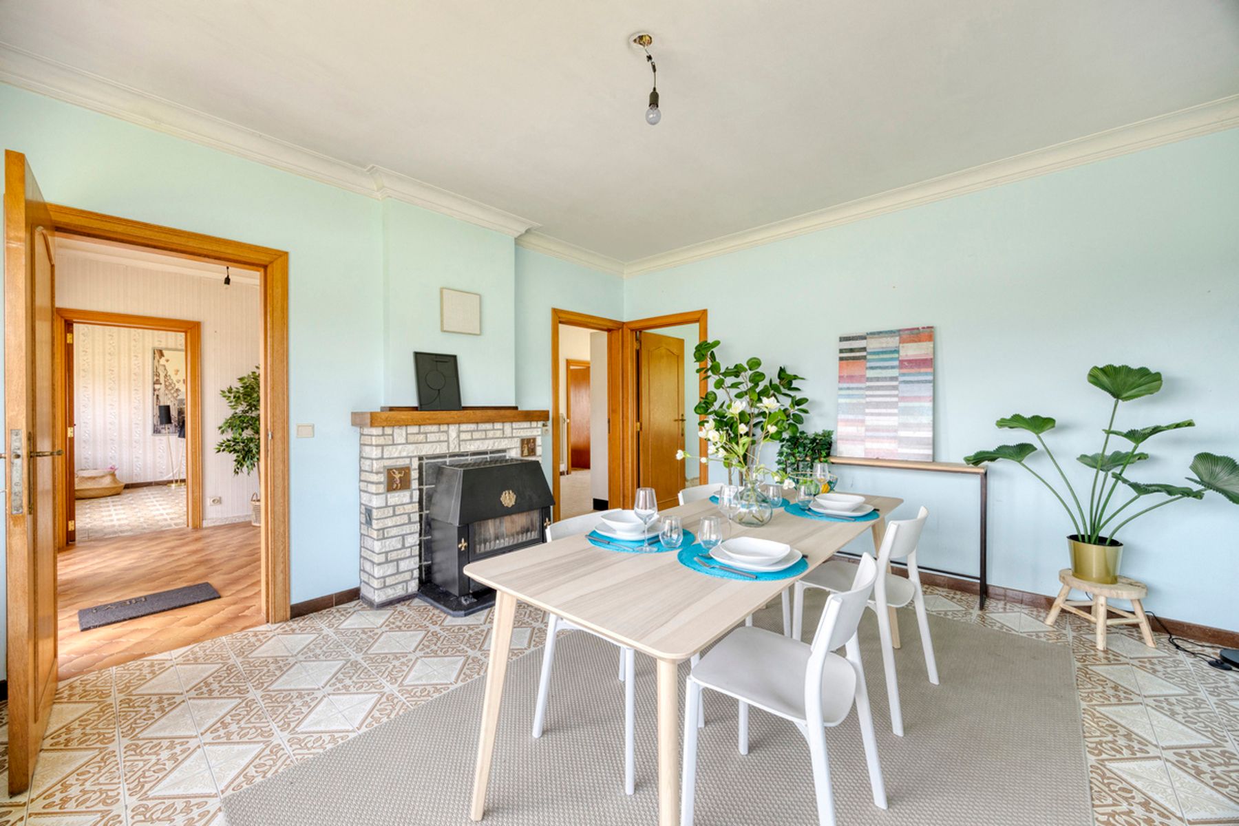 Ruime woning met potentieel op perceel van 13a70ca. foto 3