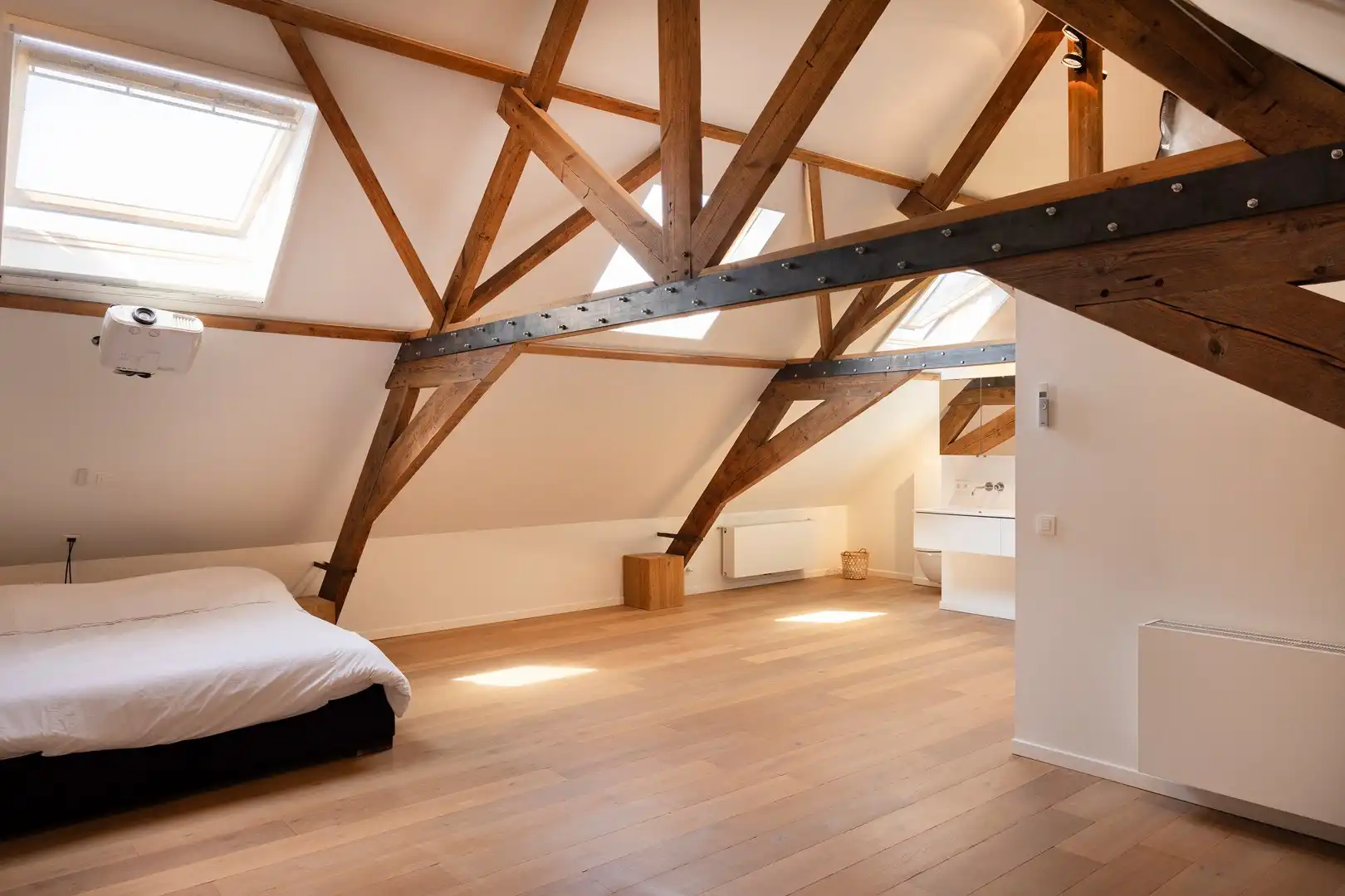 Instapklare, karaktervolle woning met tuin & zwembad. foto 15