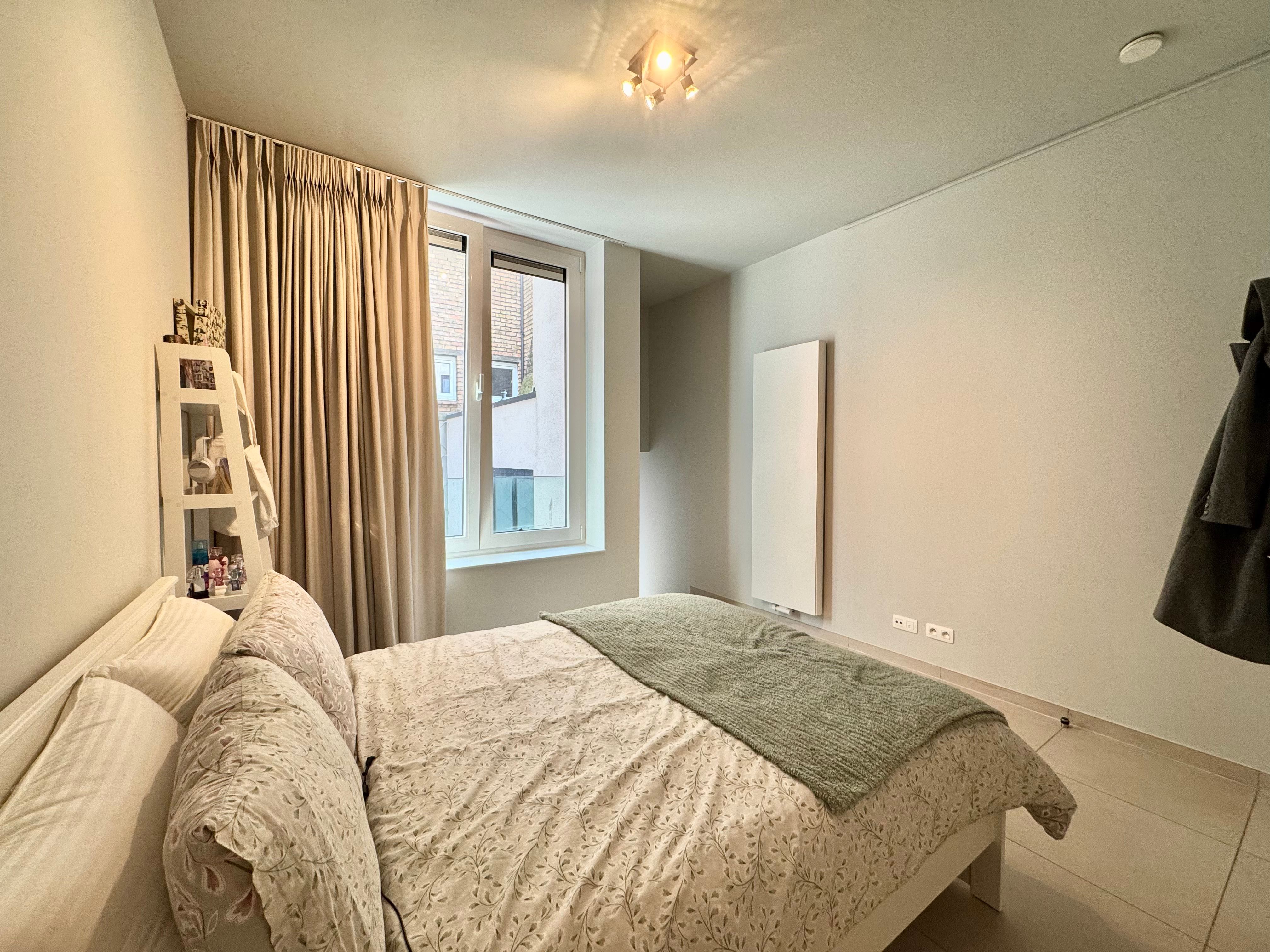Appartement in gerenoveerd eclectisch herenhuis aan de Sint-Jozefkerk foto 6