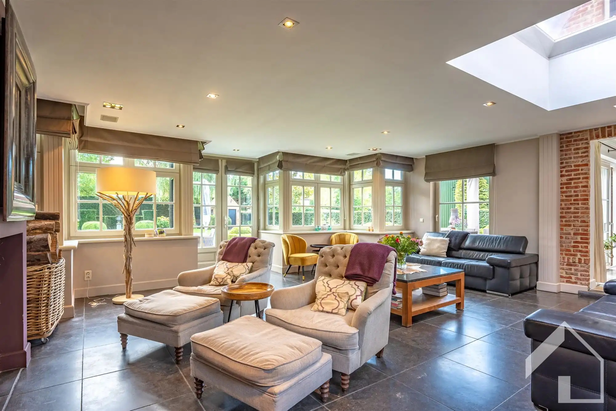 Exclusieve villa met loods, prachtige tuin en topafwerking op ruim 7.400 m²  foto 10