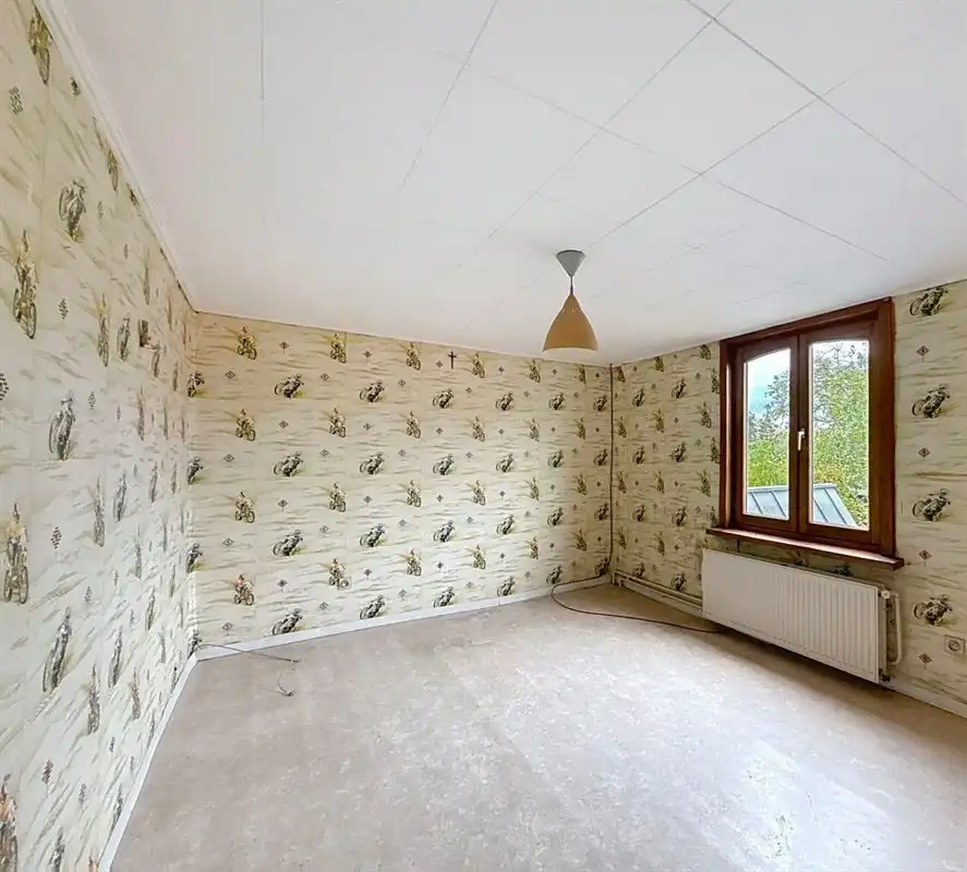 Ruime gezinswoning met grote garage en lange oprit in Dudzele foto 4