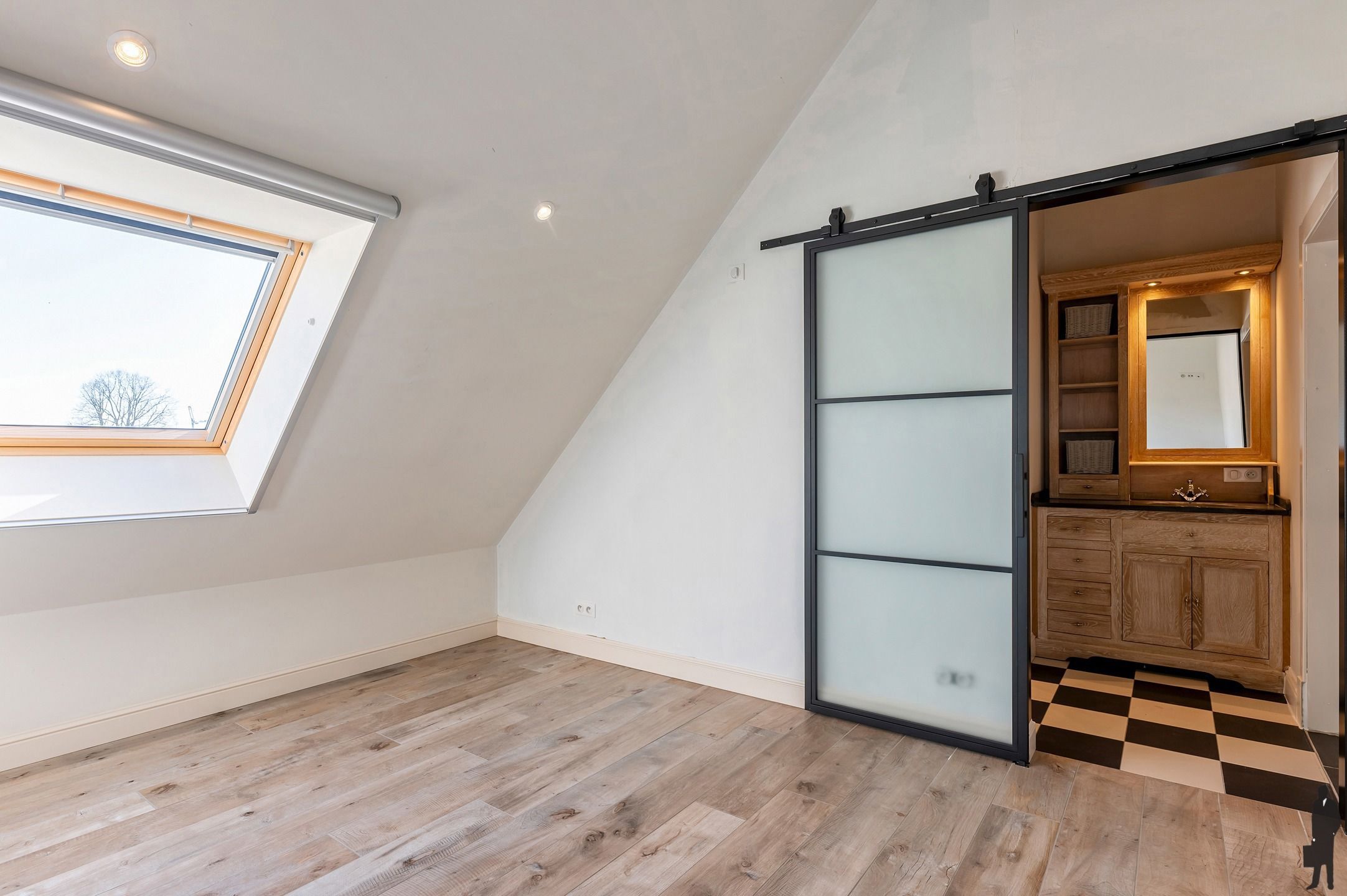 Vernieuwd appartement in het hart van Hoogstraten foto 15