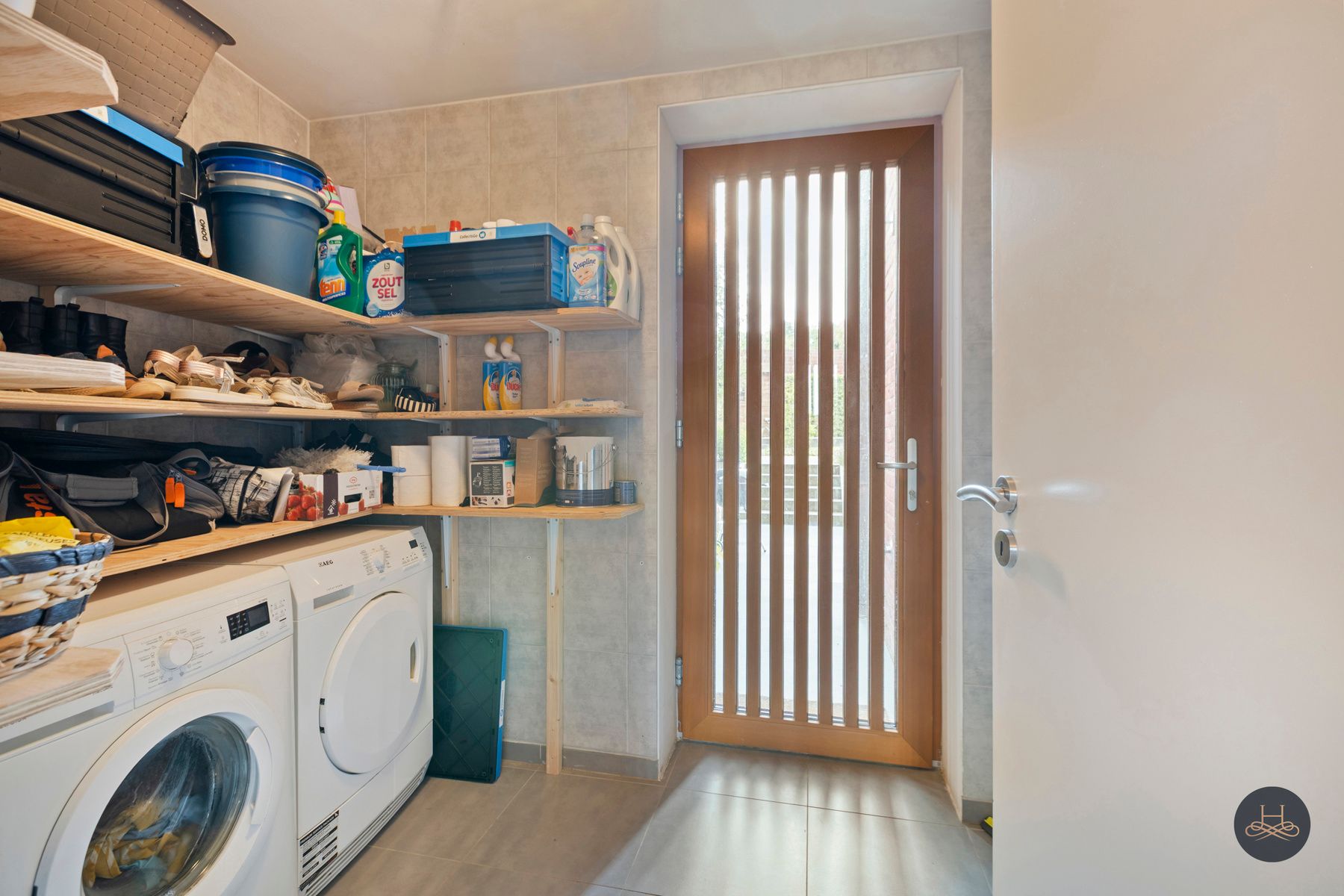 Gezellige en moderne halfopen woning met leuke tuin foto 21