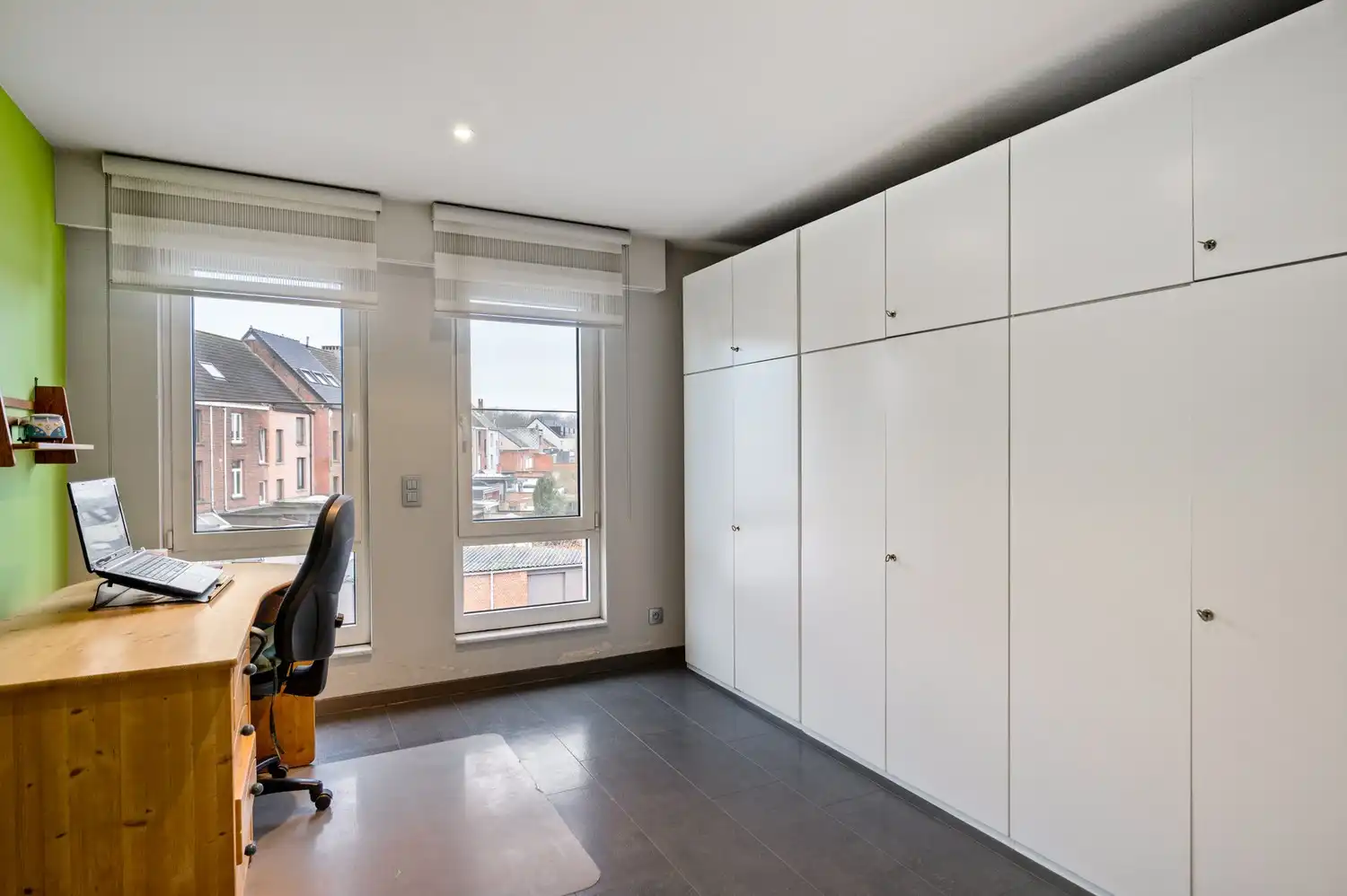 Veelzijdige, instapklare woning met studio te Lier foto 13