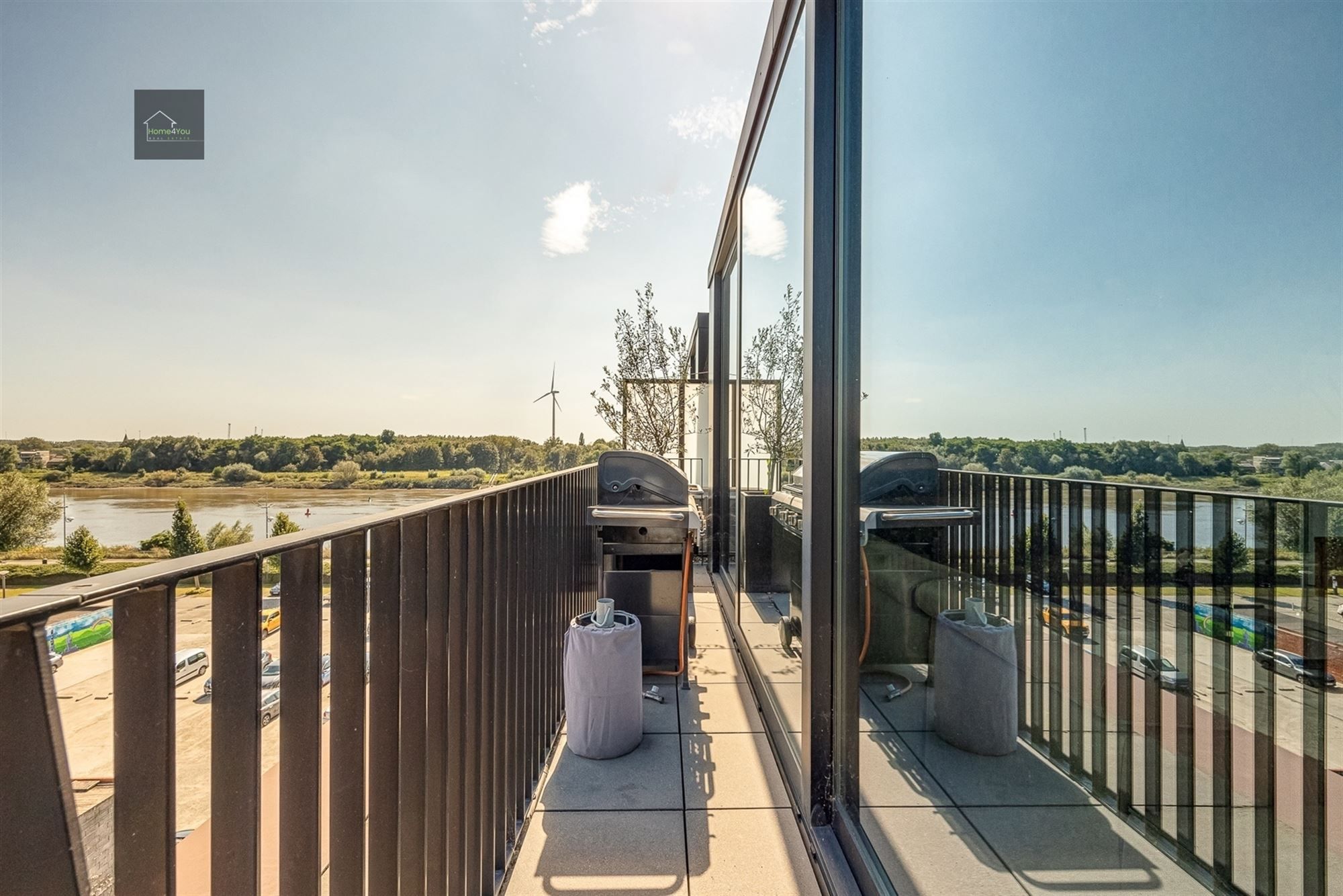 Luxe duplex appartement met groot terras en prachtig uitzicht foto 11