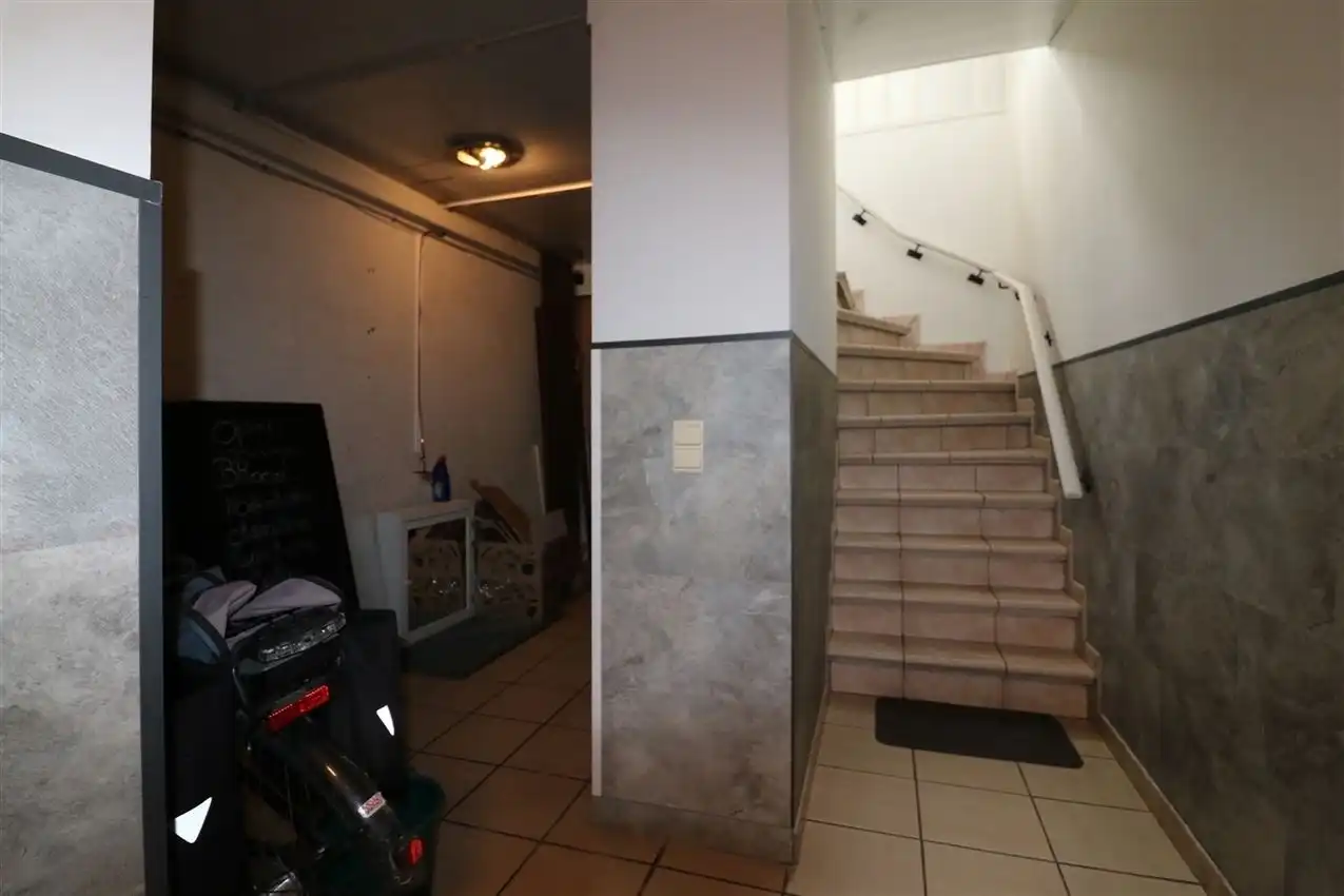 Winkelruimte en (huur)appartement met aparte ingang  foto 39