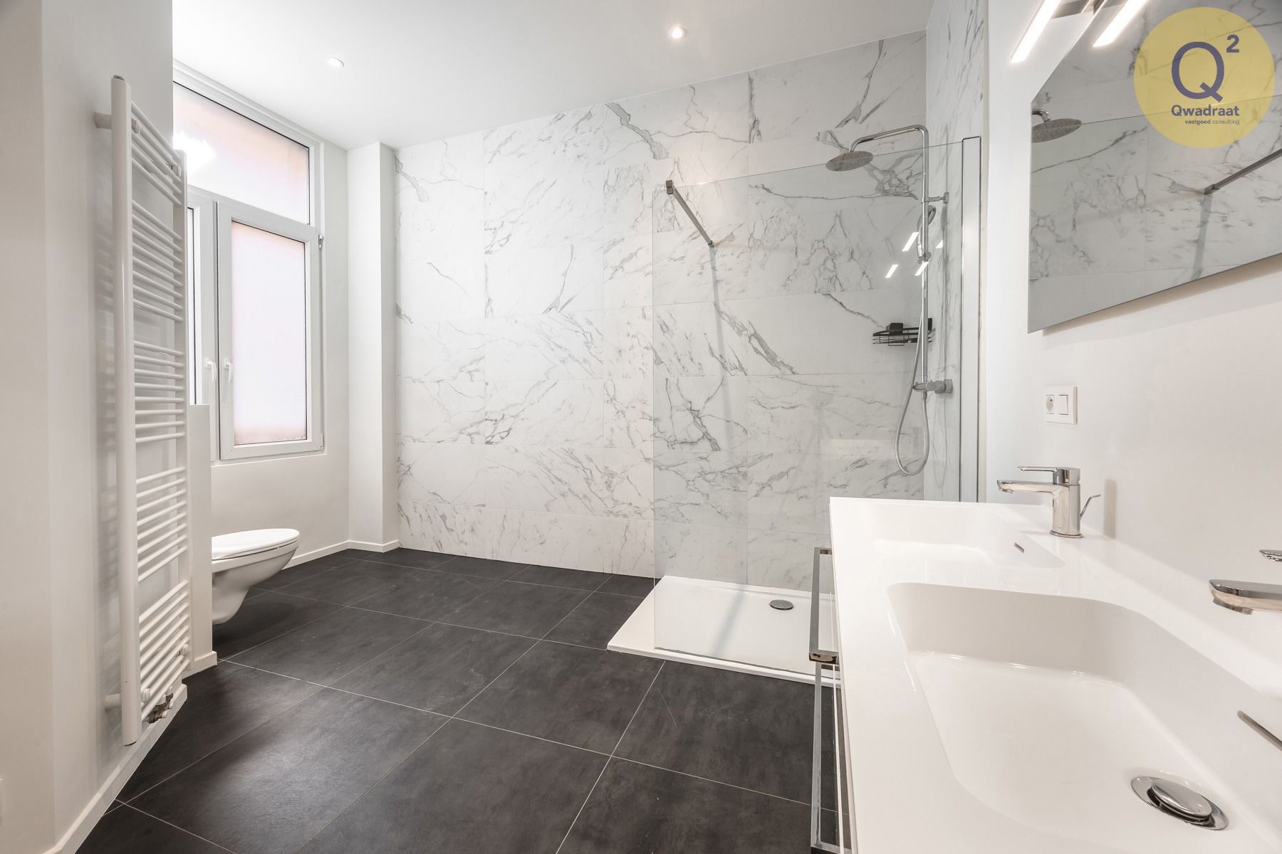 Volledig gerenoveerde woning met 3 slaapkamers nabij Park Spoor Oost foto 17