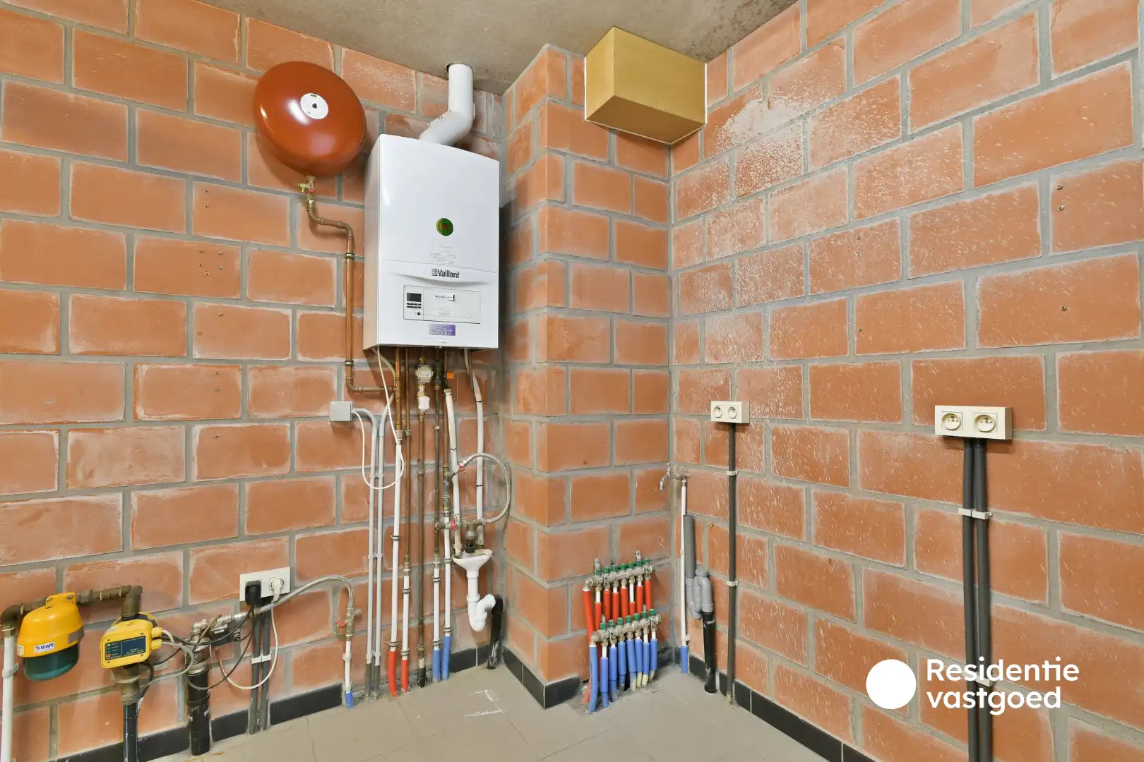Recente woning met 3 slaapkamers en zonnige tuin nabij centrum Oudenburg foto 13