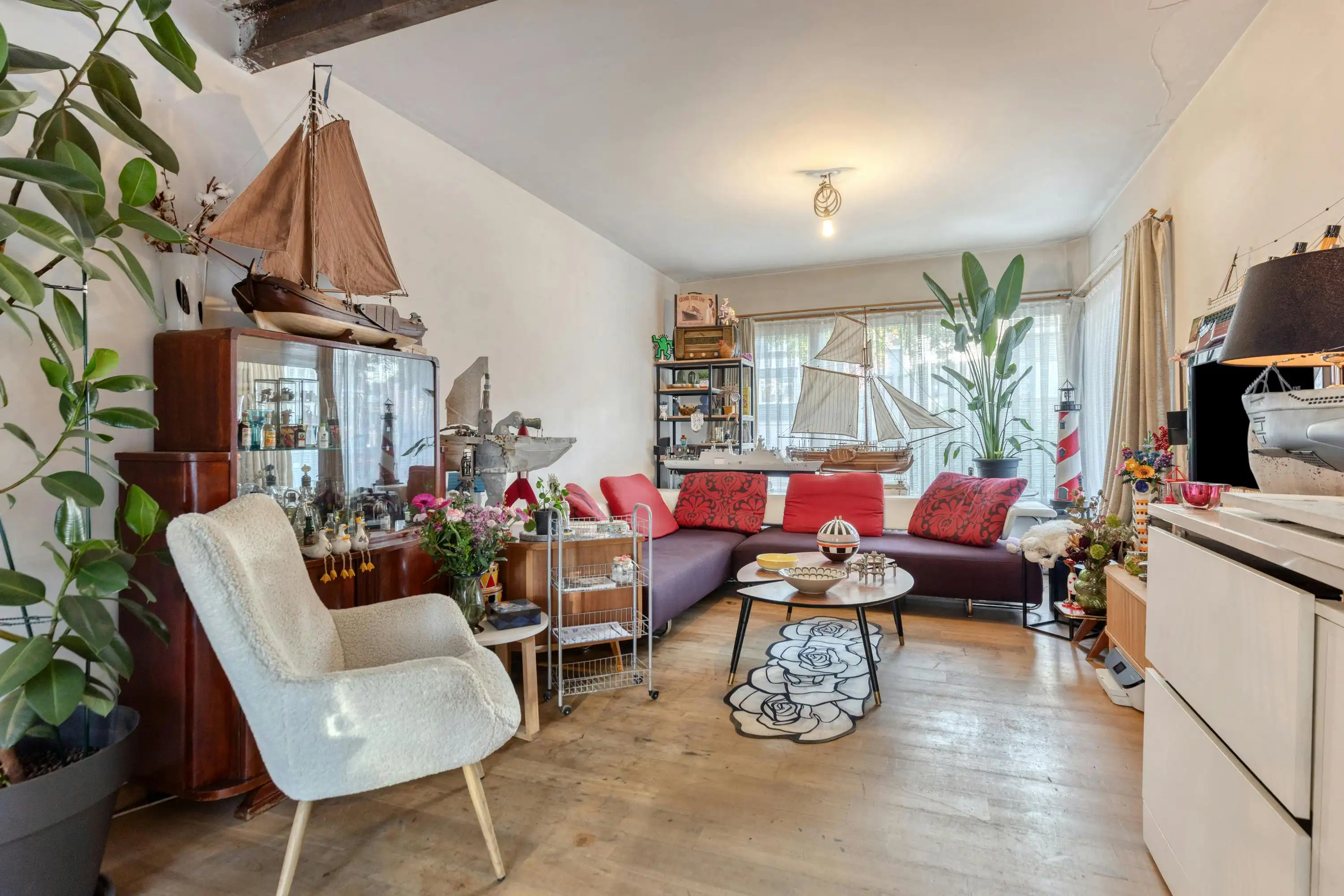 Woning met potentieel te koop in Merksem foto 2