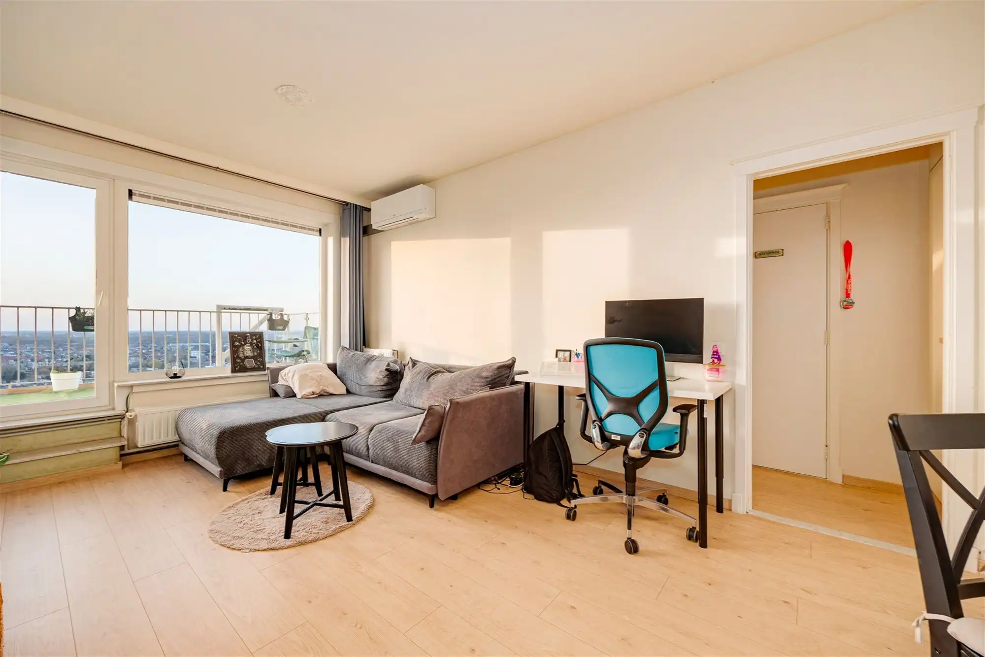 Charmant 1-slpk appartement met ruim terras in Wilrijk foto 6