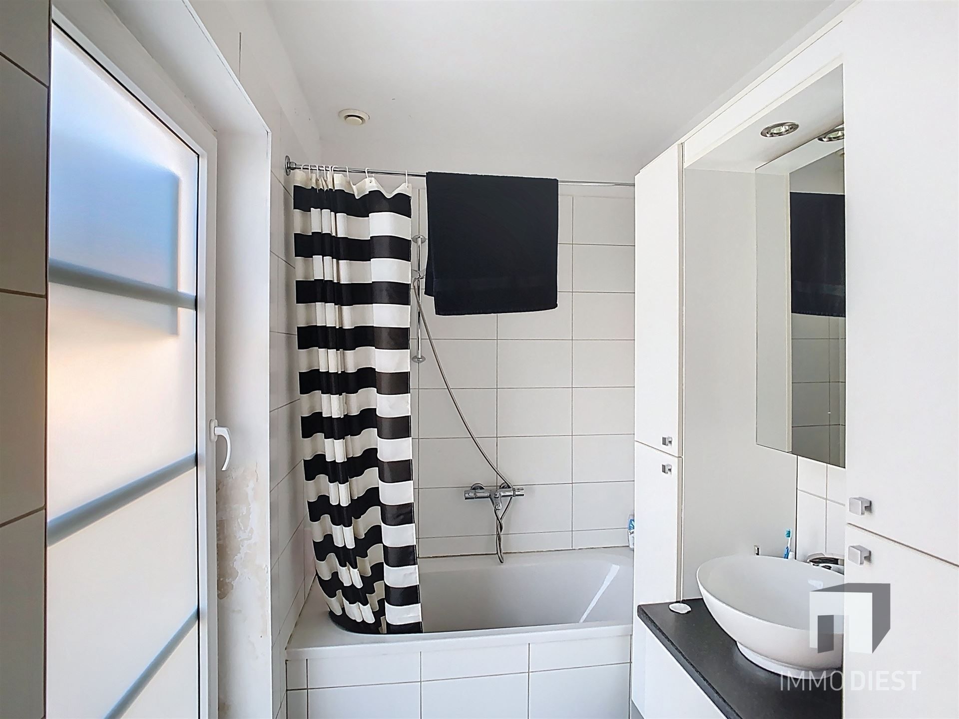 Ruim en energiezuinig duplexappartement (100 m²) met zonnig terras in Schaffen foto 6