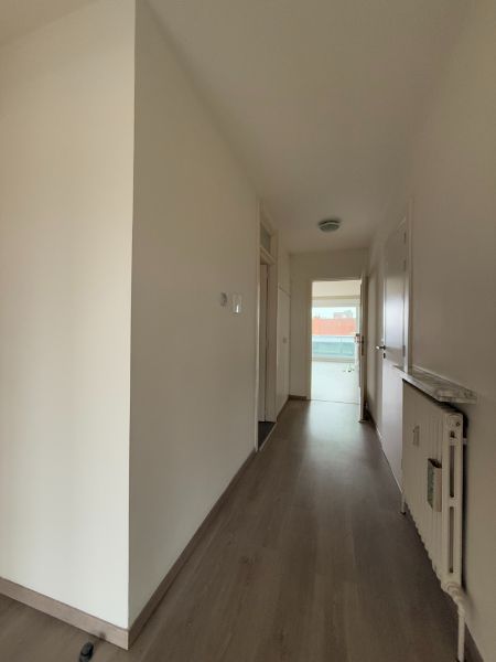 Gerenoveerd appartement met veel lichtinval, gelegen op de Markt foto 13