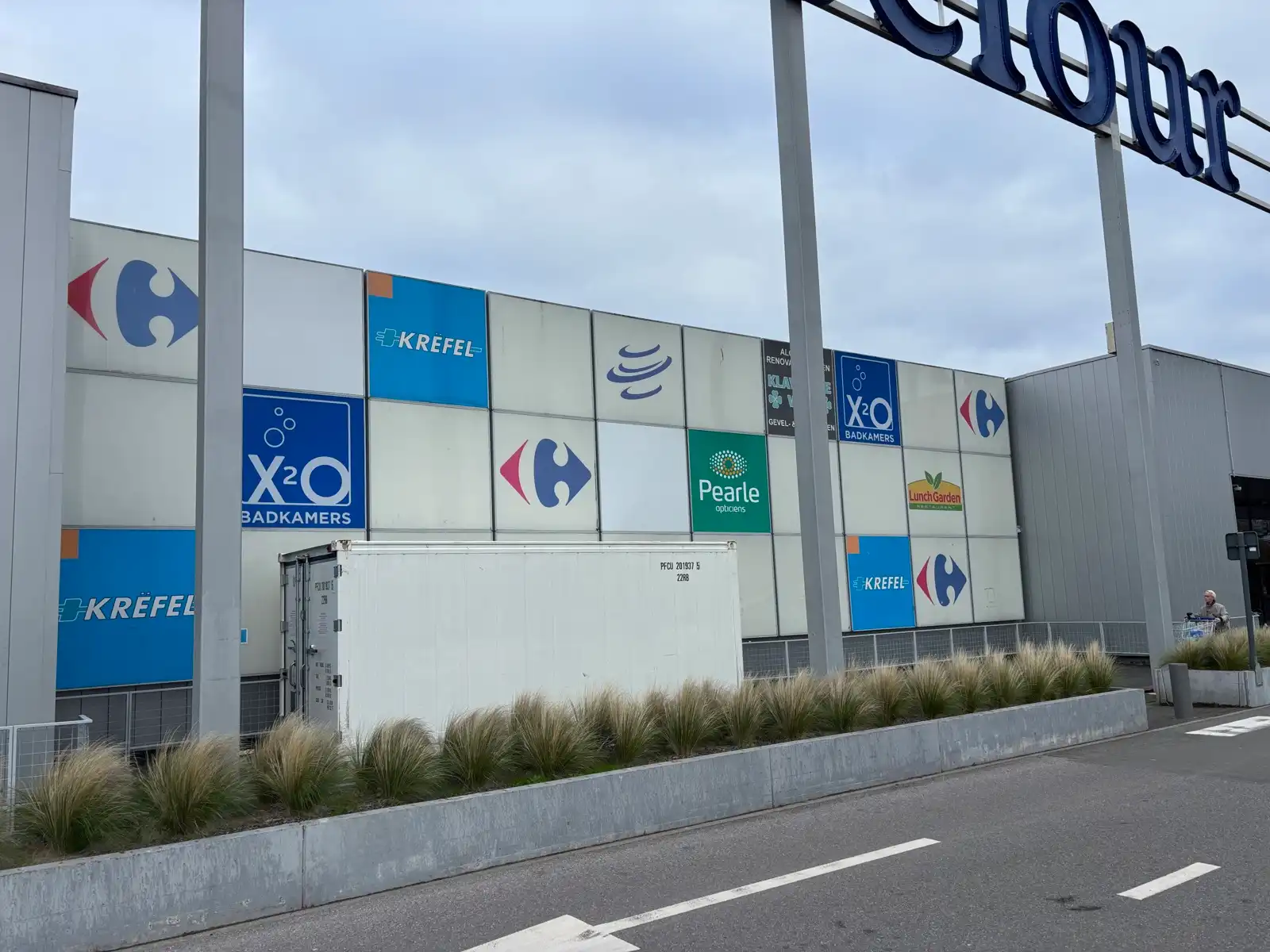 Handelspand 2.899 m² te huur Carrefour Oostakker foto 5