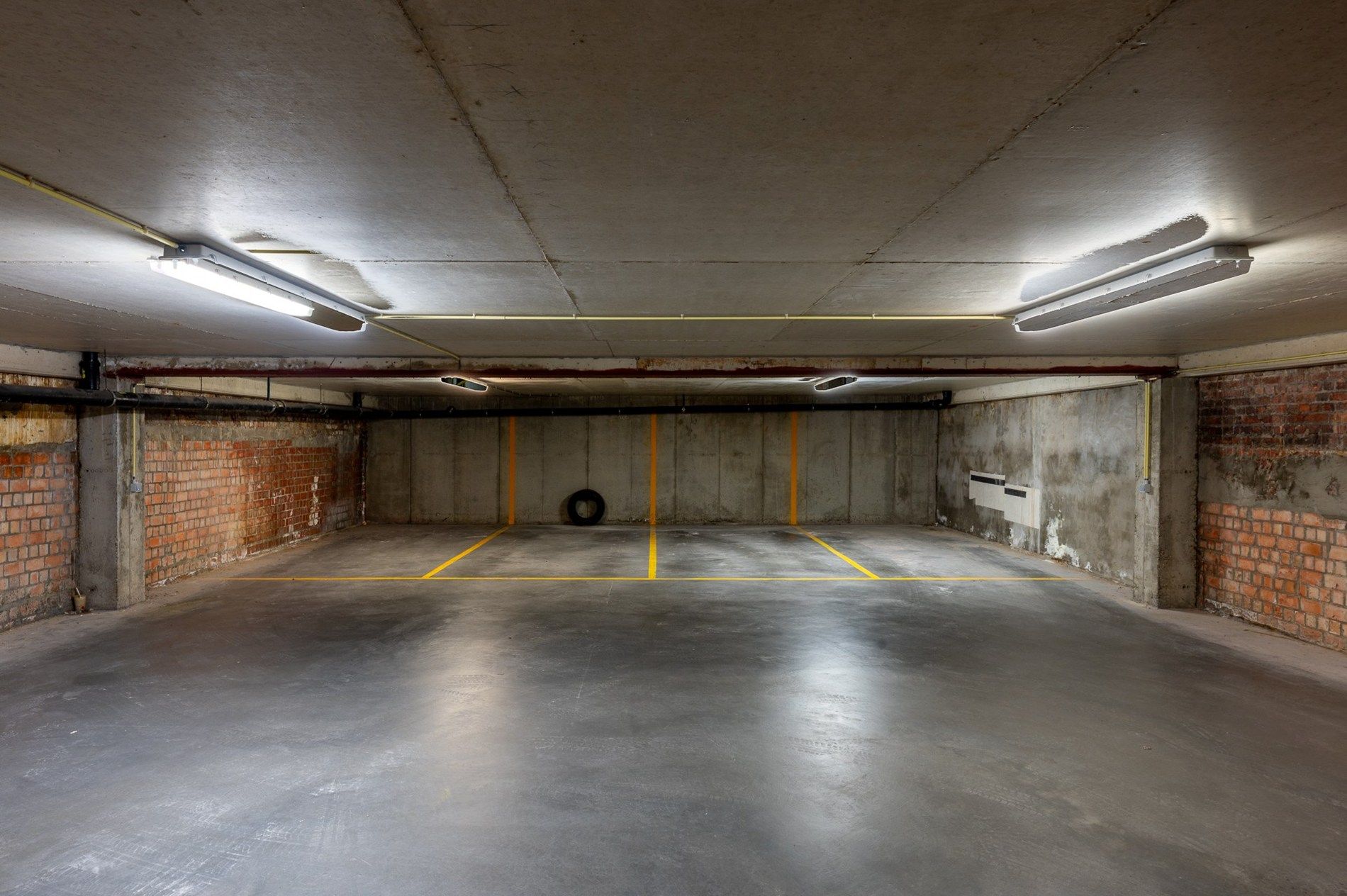 Autostaanplaats in het centrum van Knokke foto 2