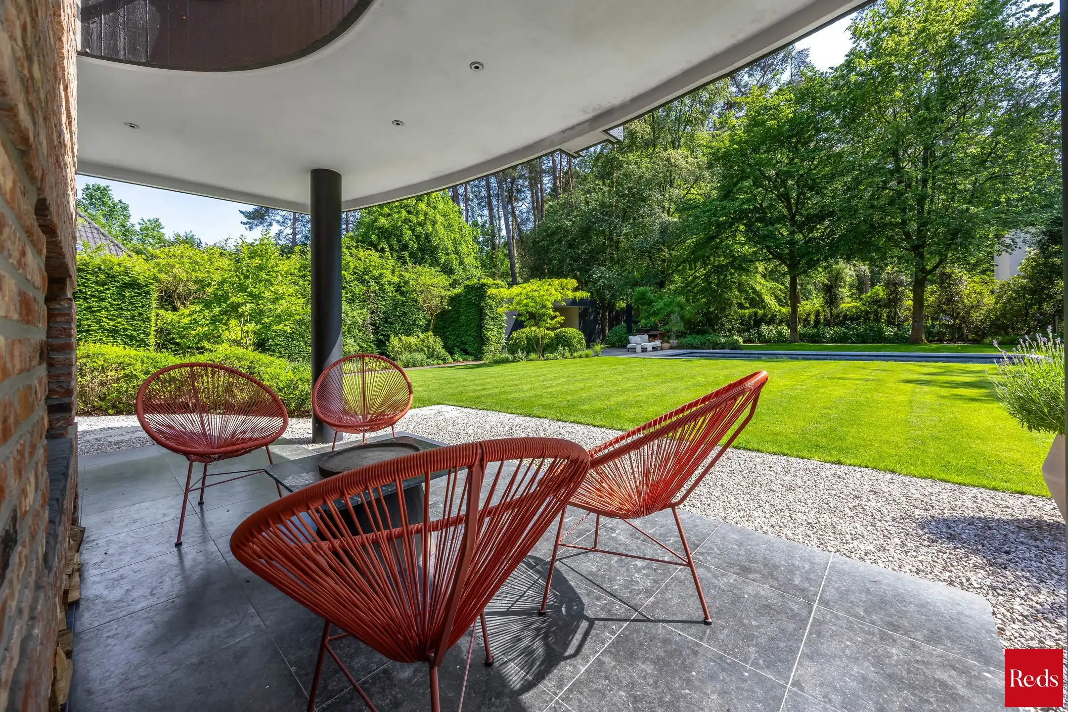 Architectenvilla met zwembad en ZW tuin in Hof Ter Linden foto 23