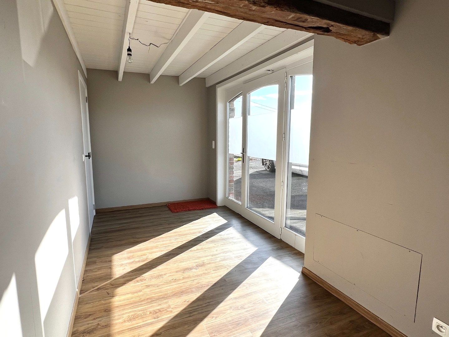 Veelzijdige eigendom met tal van mogelijkheden te koop te Zwevegem! foto 20