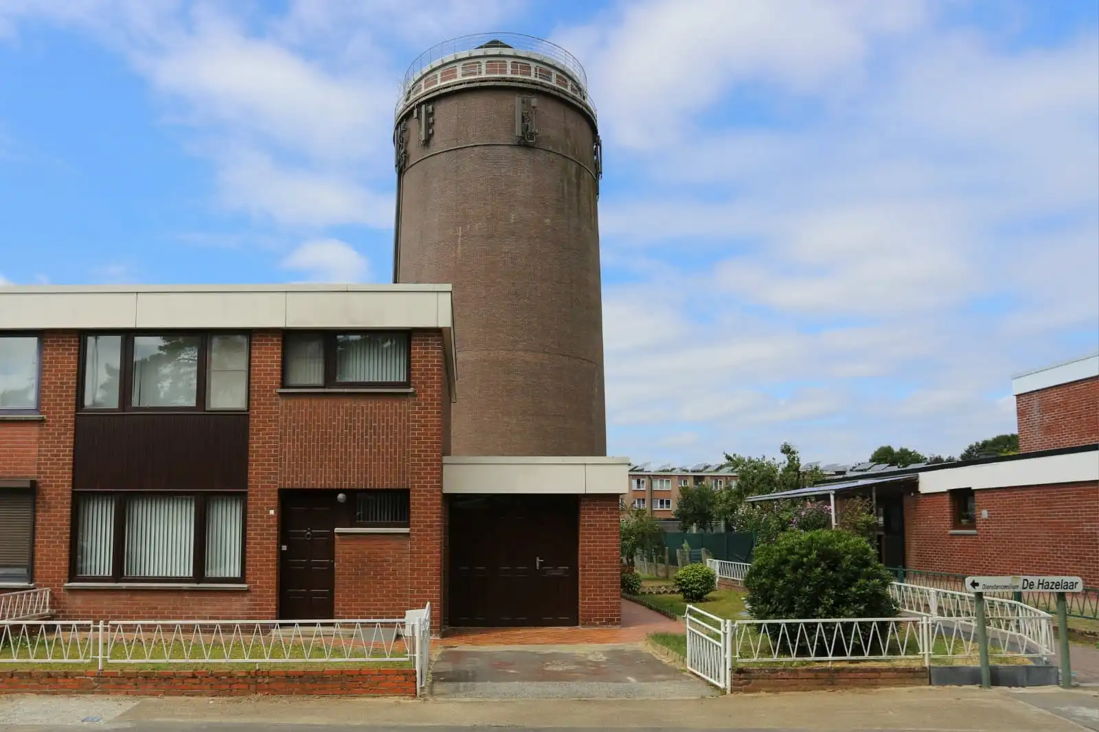 Halfopen gezinswoning met 3 slaapkamers en tuin in Genk foto 21