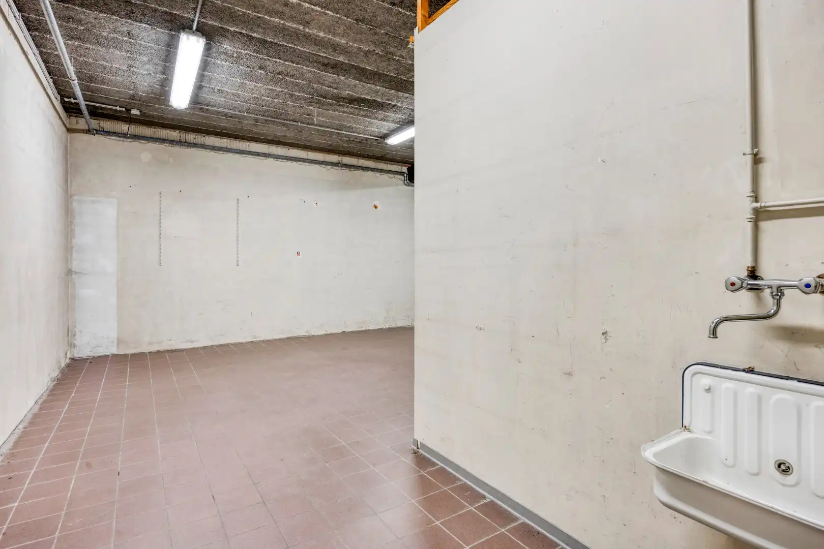 Commercieel pand in het centrum van Mol ! foto 7