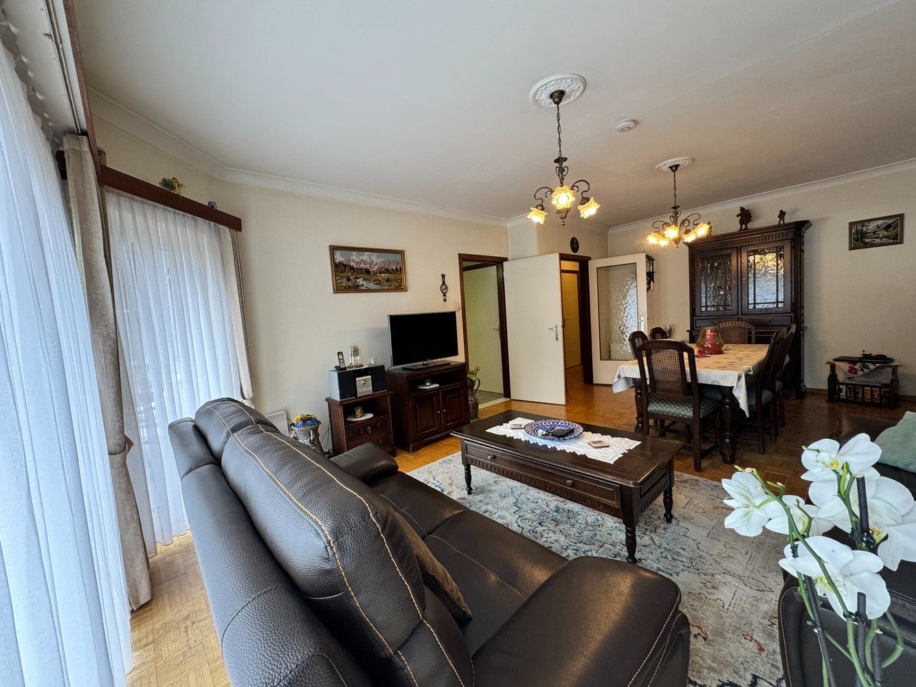 Gelijkvloers appartement te koop in hartje Zutendaal foto 4