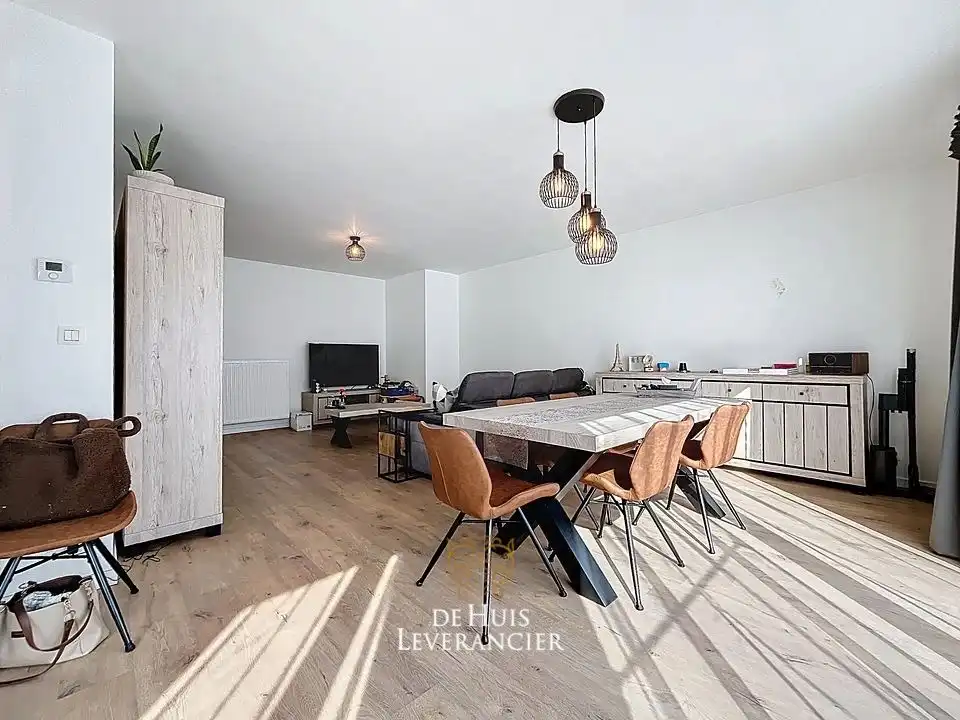 Groot appartement met 2 slpks en staanplaats te koop in centrum Kontich foto 20