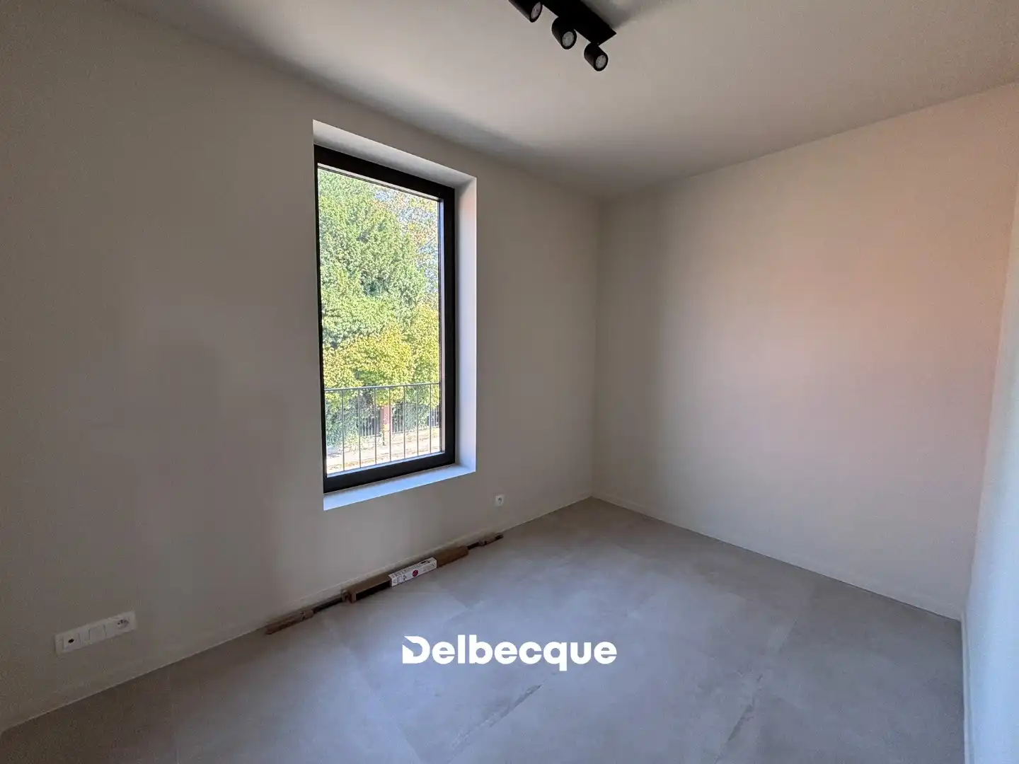 Lichtrijk nieuwbouwappartement met ruim terras en 2 autostaanplaatsen foto 10
