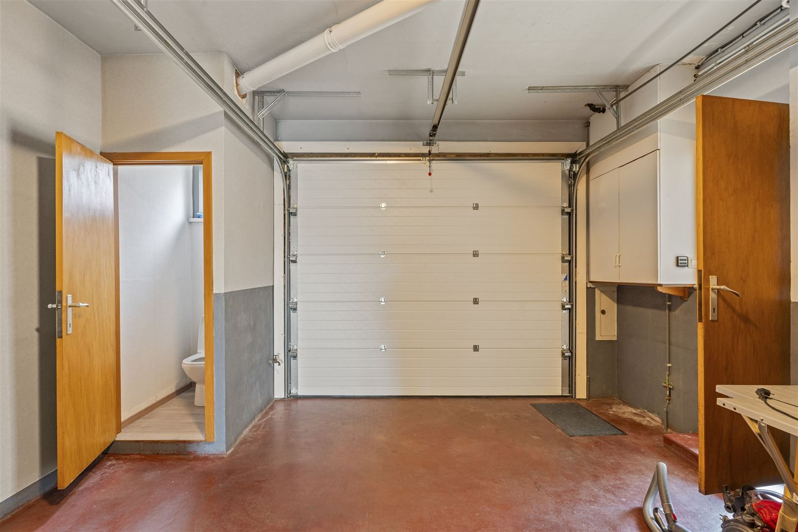 Zeer ruime woning met prachtige tuin foto 23