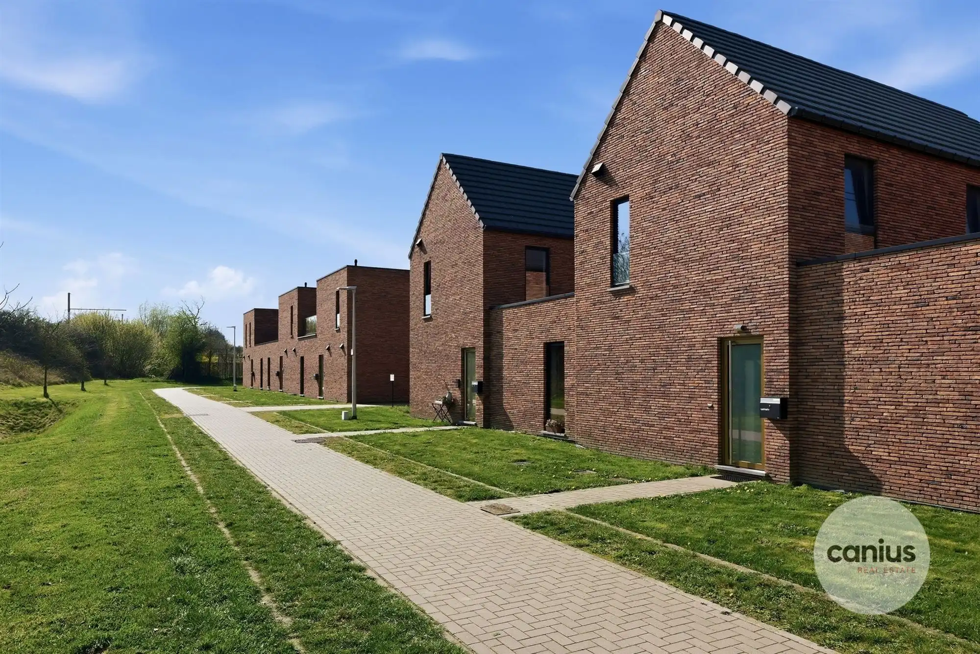 KNAPPE WONING NABIJ HET CENTRUM foto 21