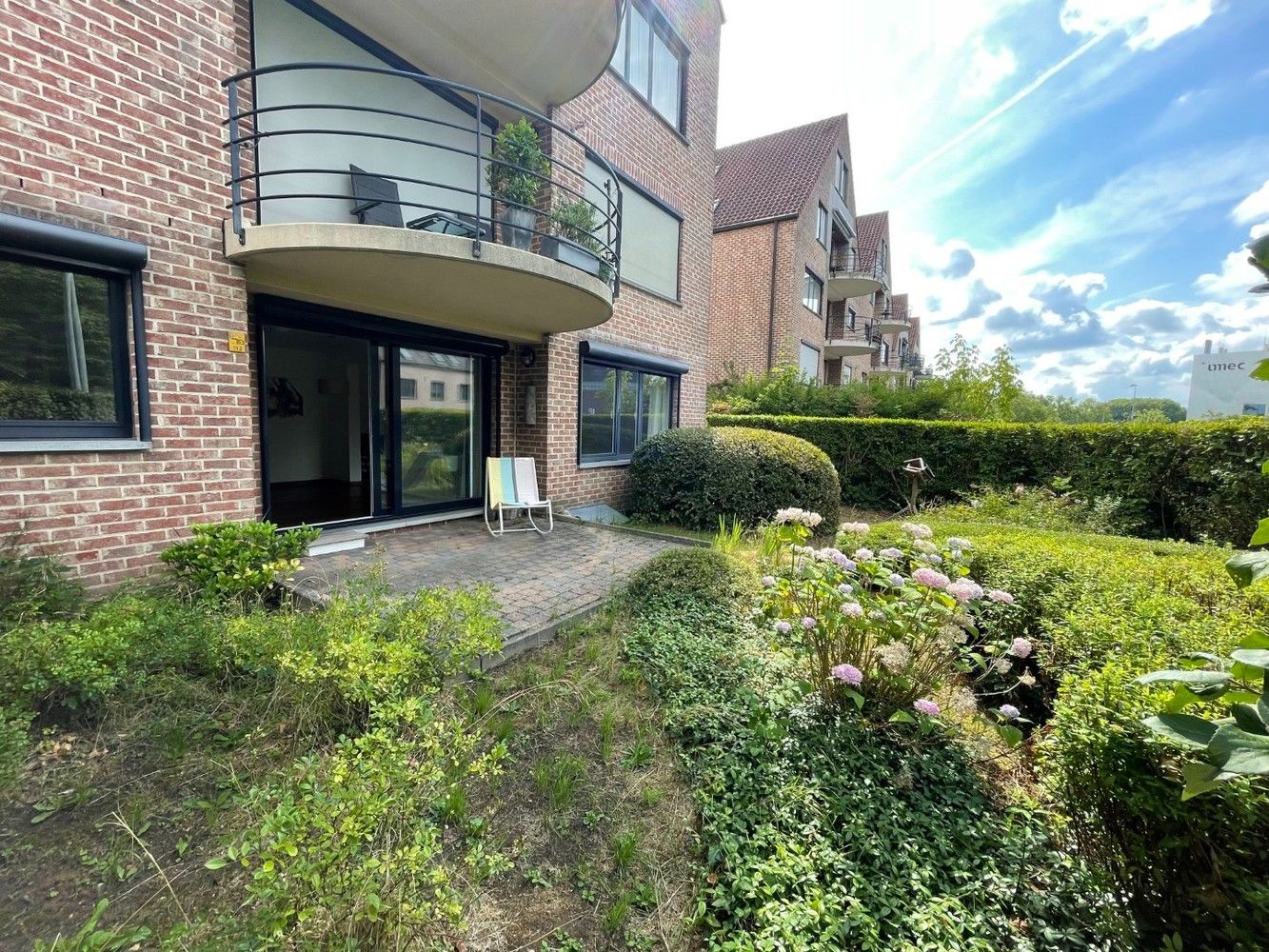 Ruim gelijkvloersappartement 144m² met 2 terrassen en tuintje foto 11