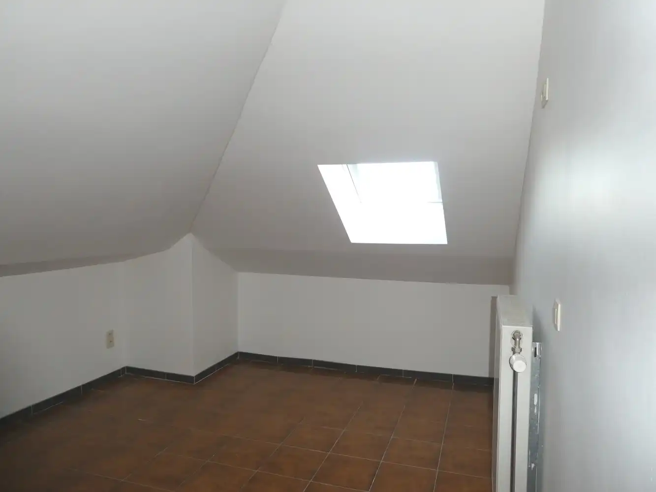 Zeer ruime  woning - 4 slpk + multifunctionele ruimte + tuin foto 12