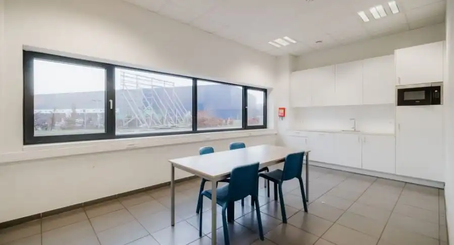 Rue du Trilogiport 23-25, 4680 Oupeye foto 8