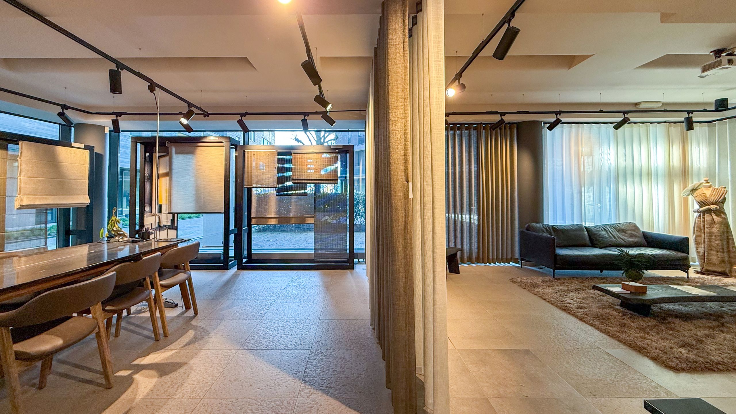 trendy handelsruimte in Hoopnatie aan Scheldekaaien foto 8