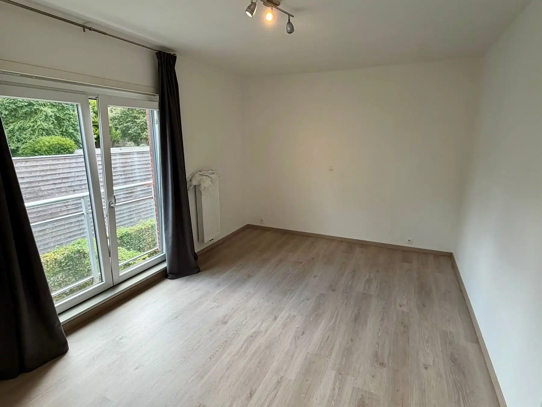 Prachtige, recente stadswoning gelegen in het hartje van Ronse foto 6