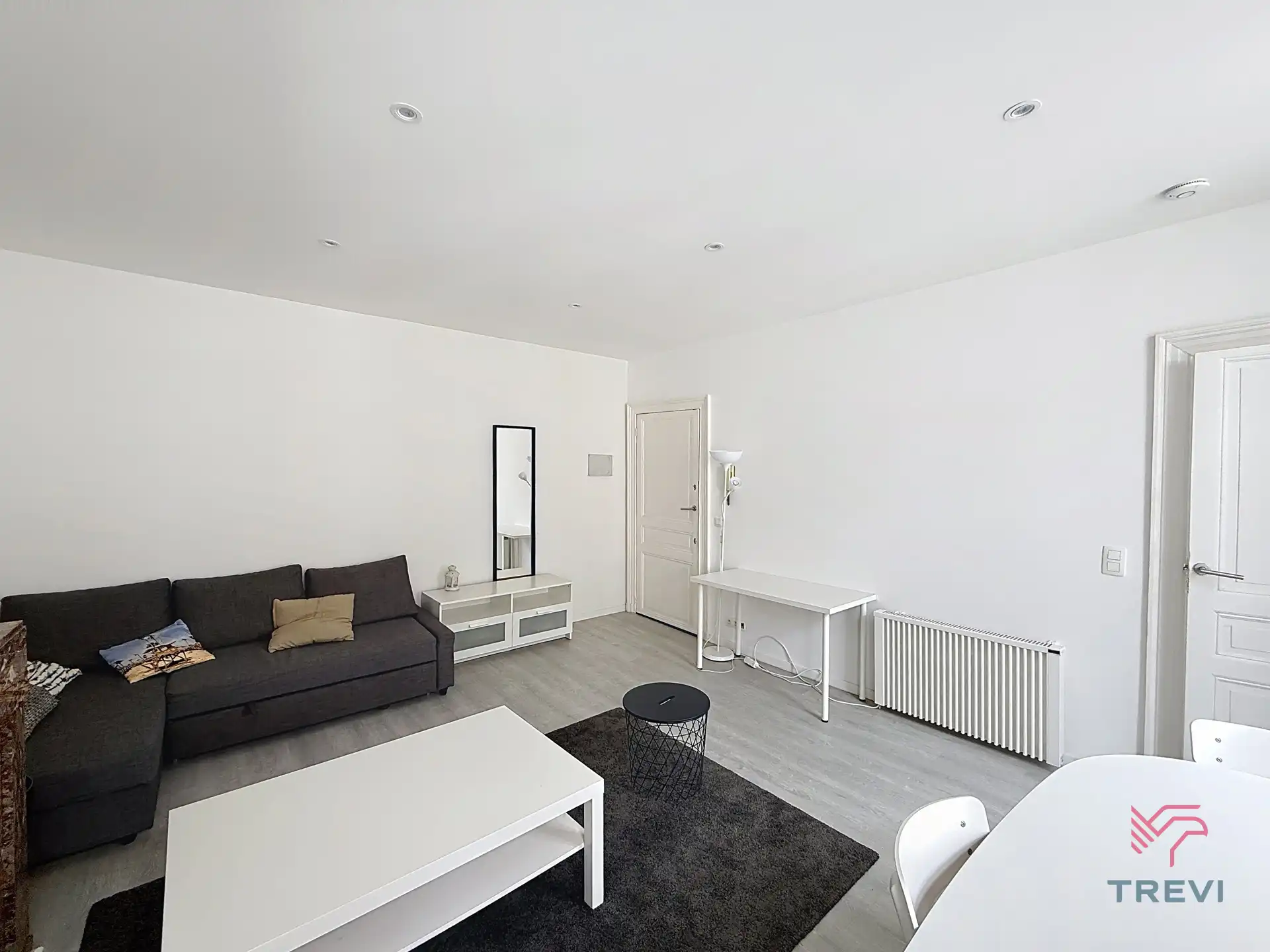 Gemeubileerde studio in de Europese wijk! foto 4