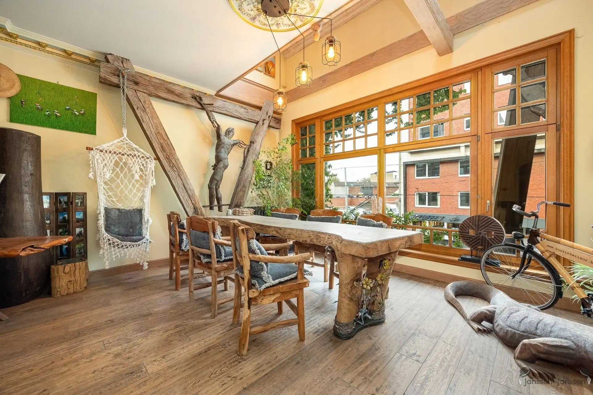 Uniek royaal handelshuis in centrum Antwerpen foto 10