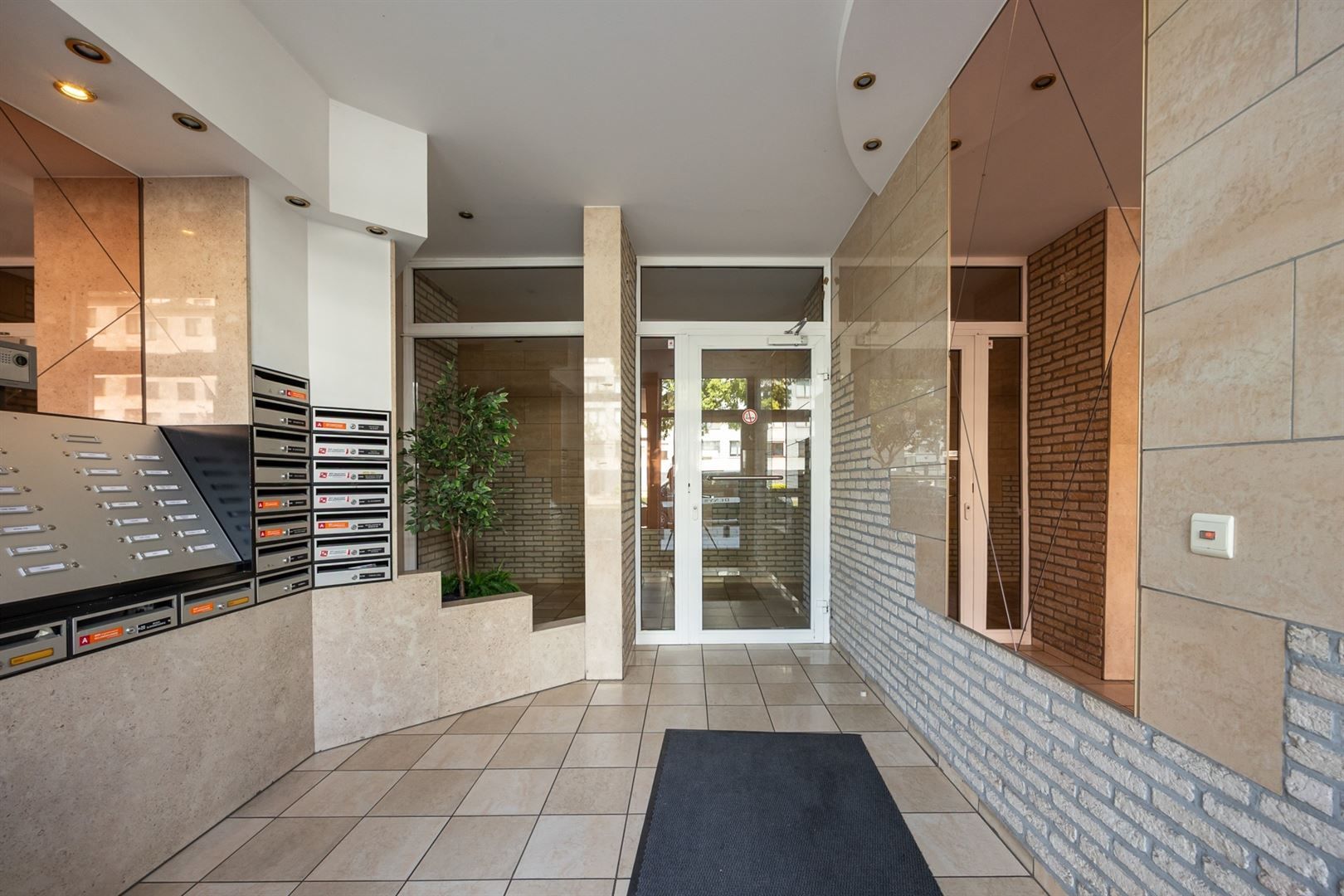 Halfopen appartement met drie slaapkamers én drie terrassen foto 14