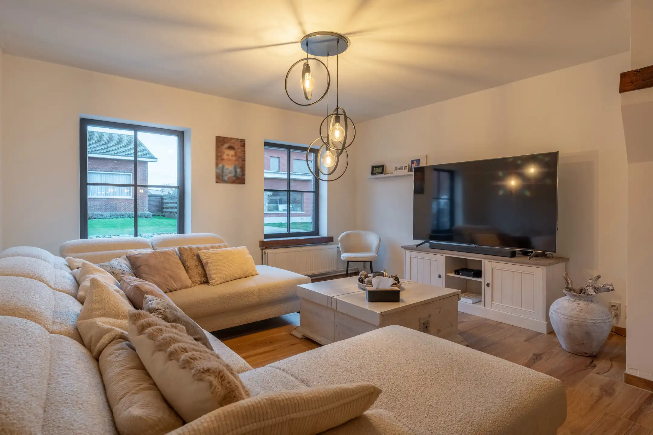 Instapklare gezinswoning met 5 slpks en 2 bdks te Vosselaar. foto 8