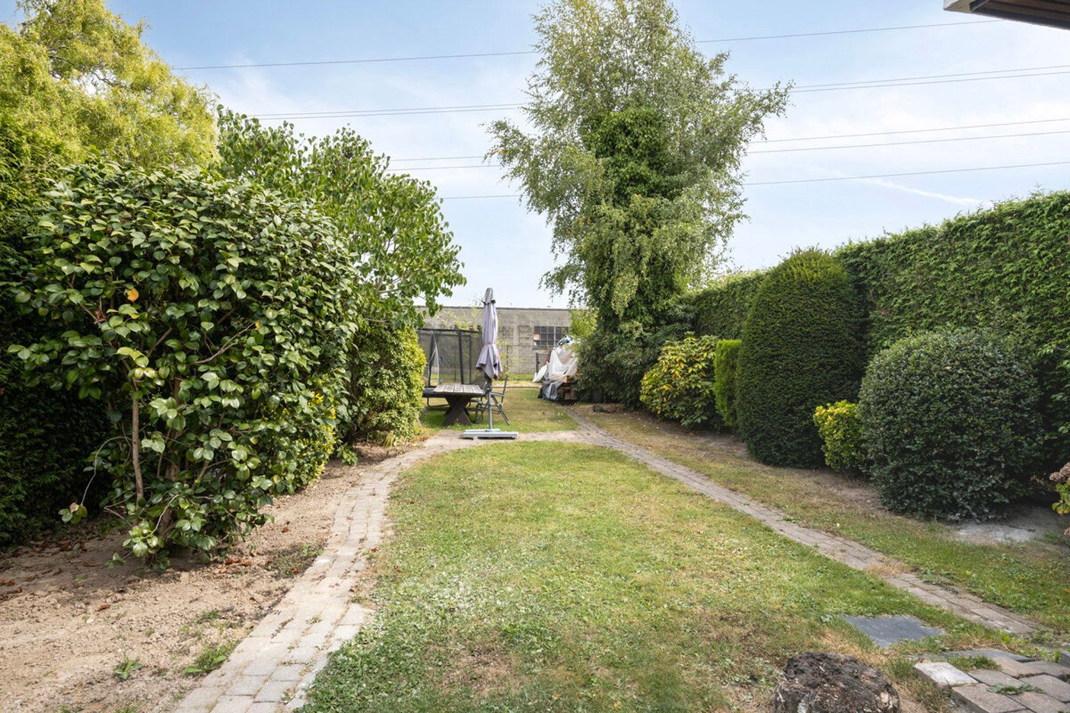 Ruime en gerenoveerde 3-gevelwoning met 4 slaapkamers foto 26