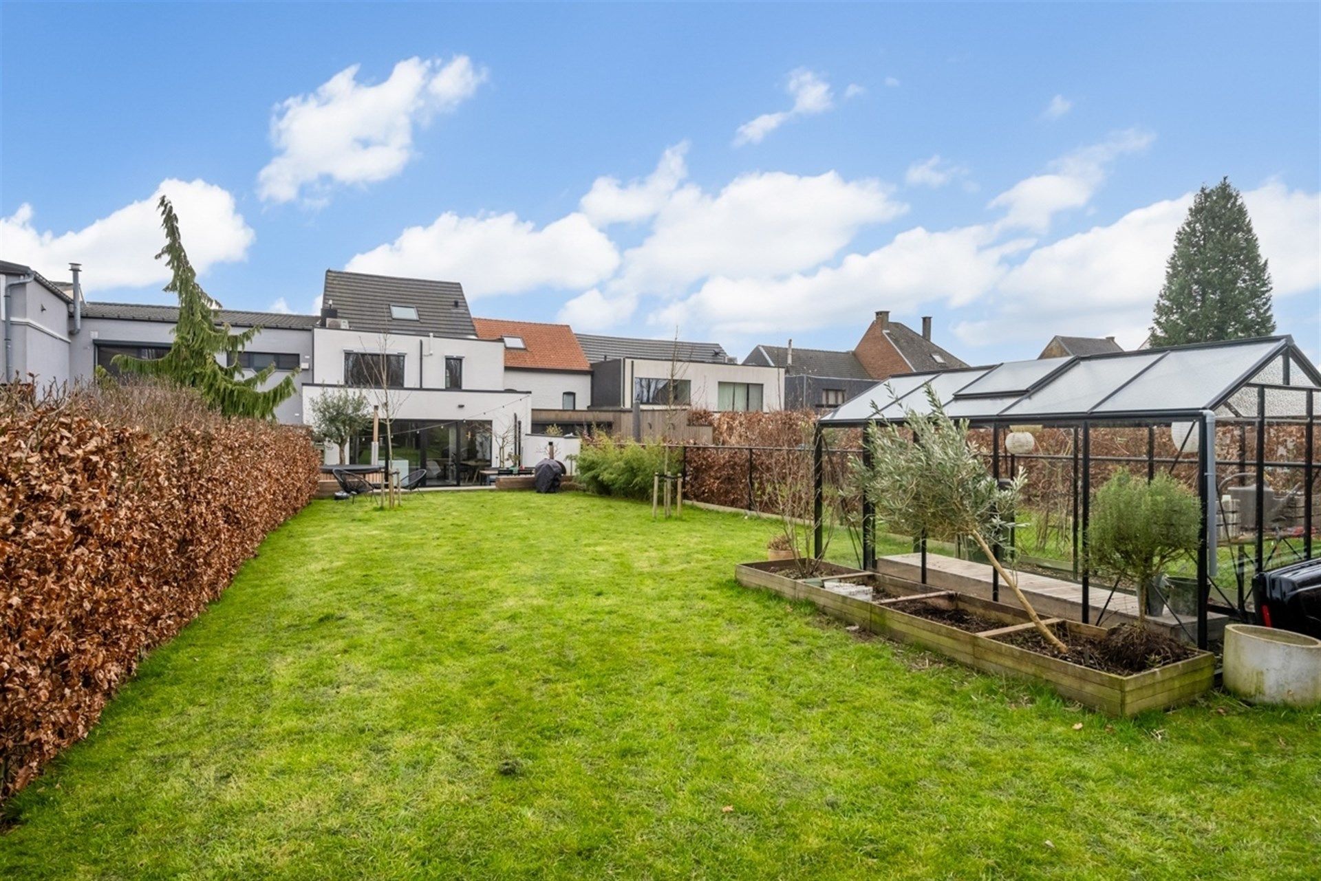 Prachtige gerenoveerde woning te Nieuwerkerken foto 23