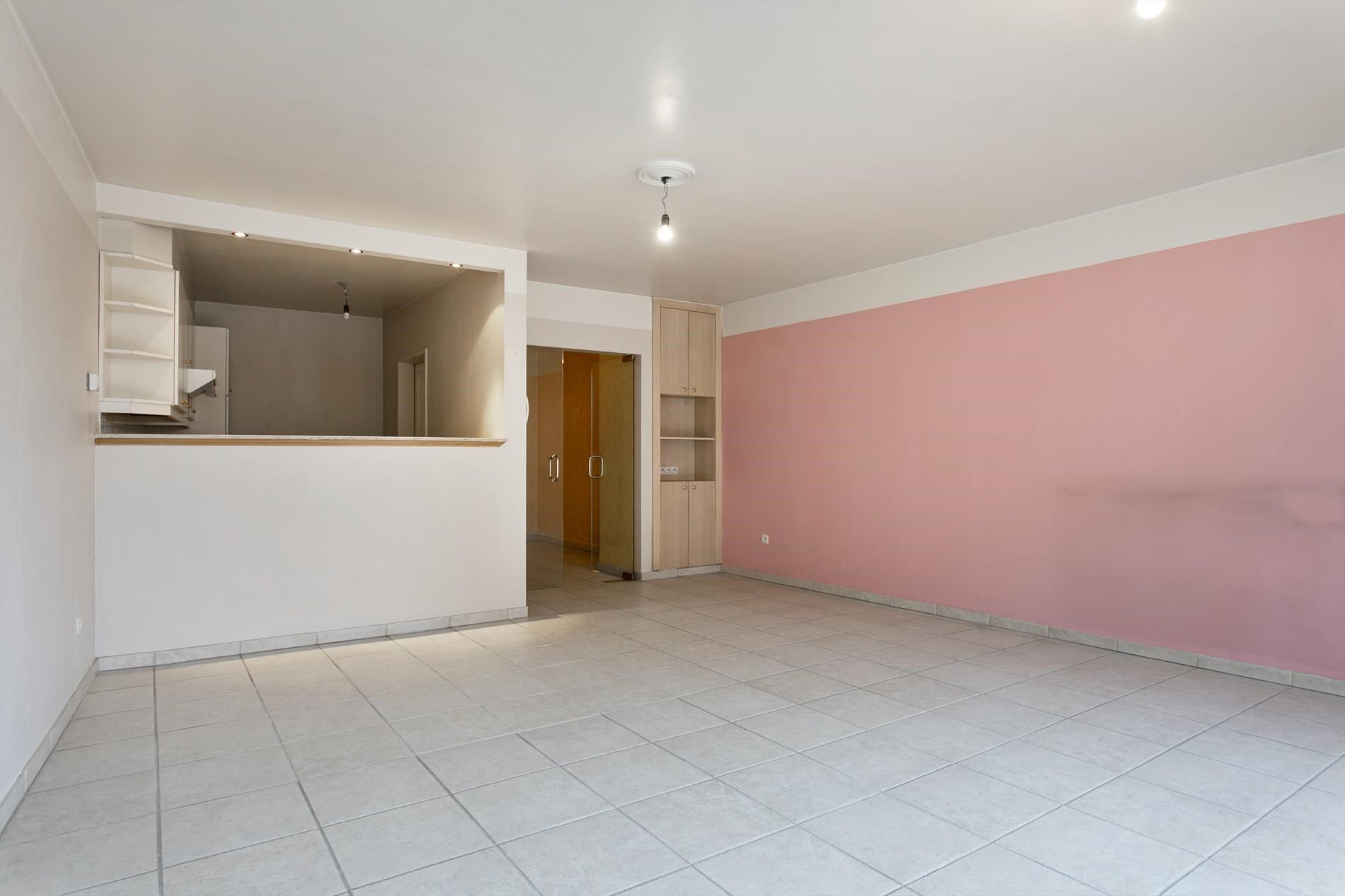 Verzorgd appartement met 1 slaapkamer op een toplocatie in Mol-centrum ! foto 3