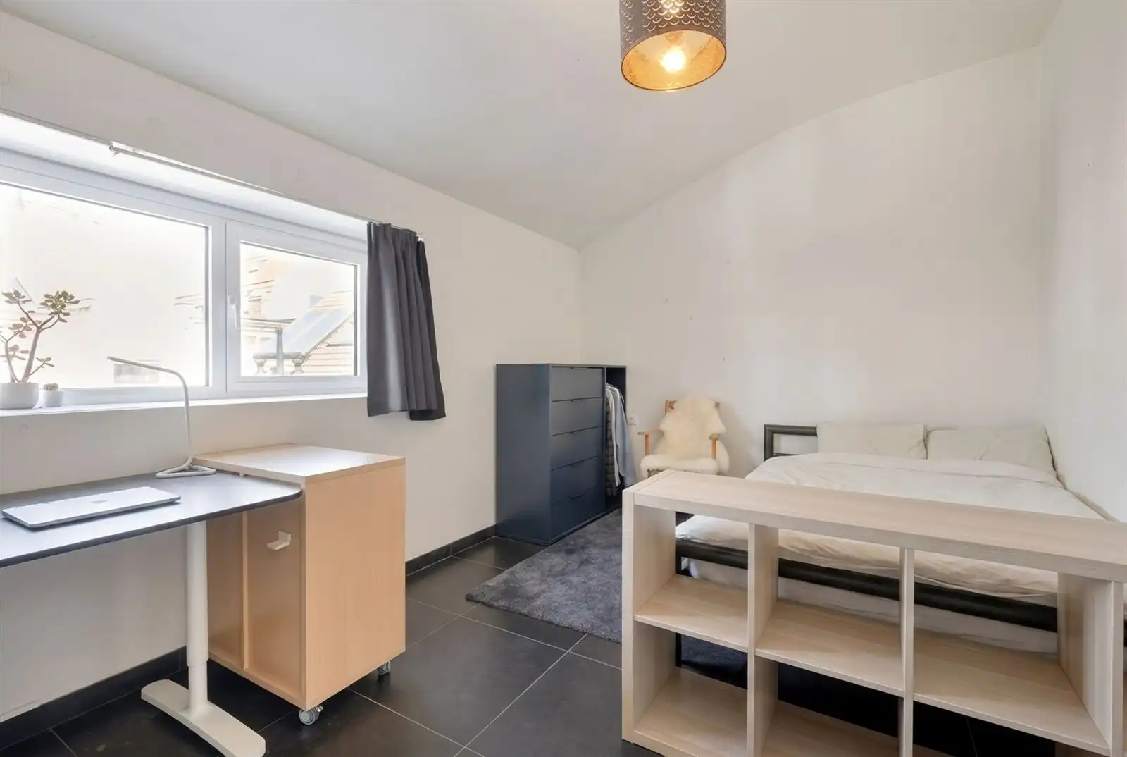 Unieke moderne triplex appt  met ruime garage op toplocatie in een steegje van de Kouter foto 14