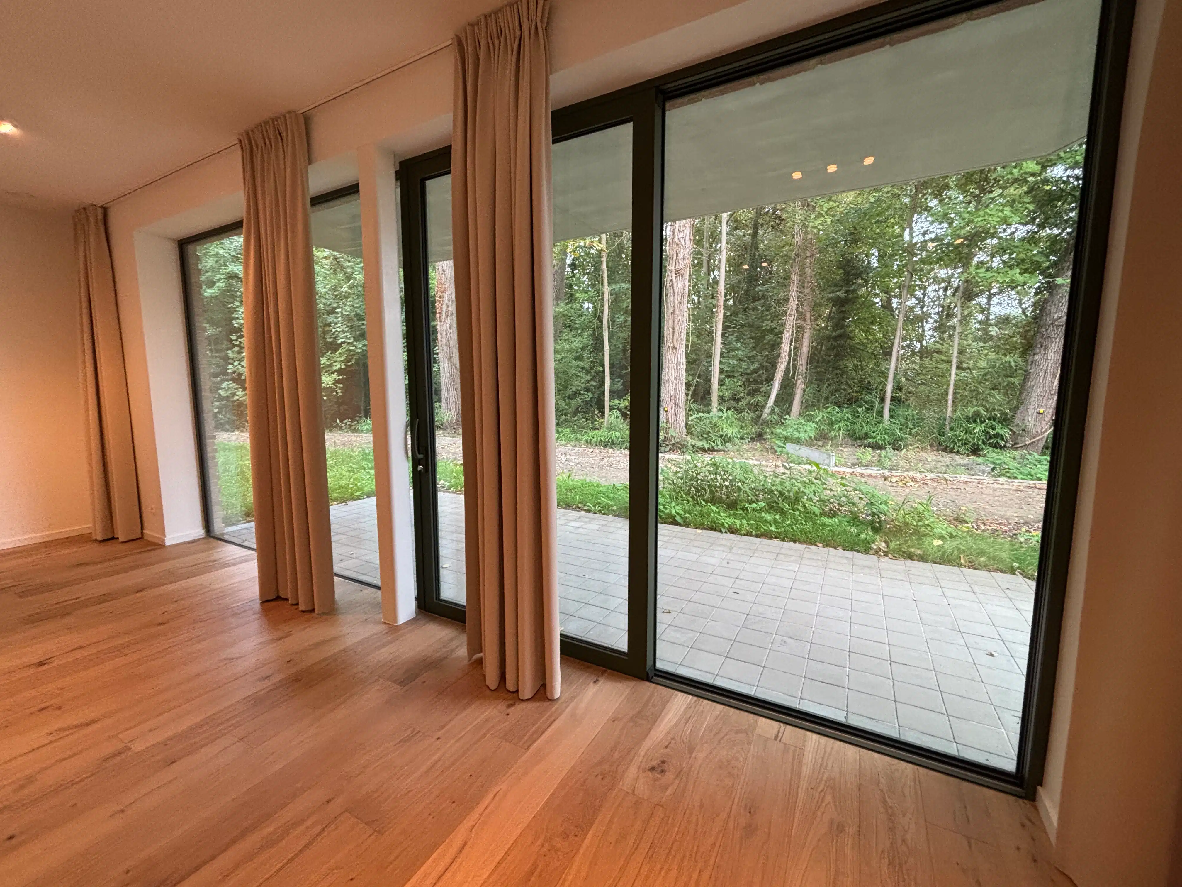 LUXUEUS NIEUWBOUWAPPARTEMENT MET TWEE SLAAPKAMERS EN RUIM TERRAS foto 9