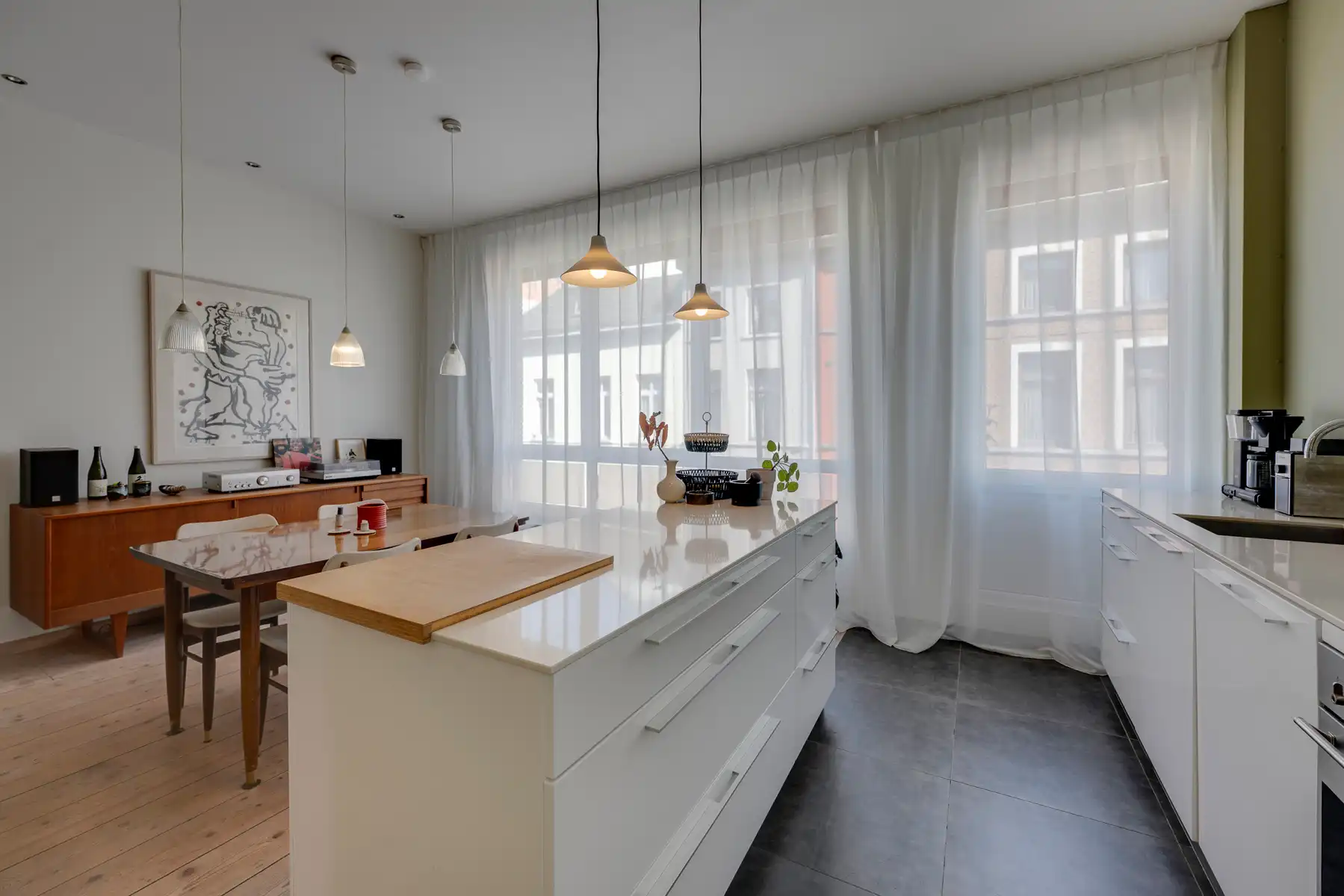Lichtrijk en top gerenoveerd appartement nabij het Groen Kwartier foto 7