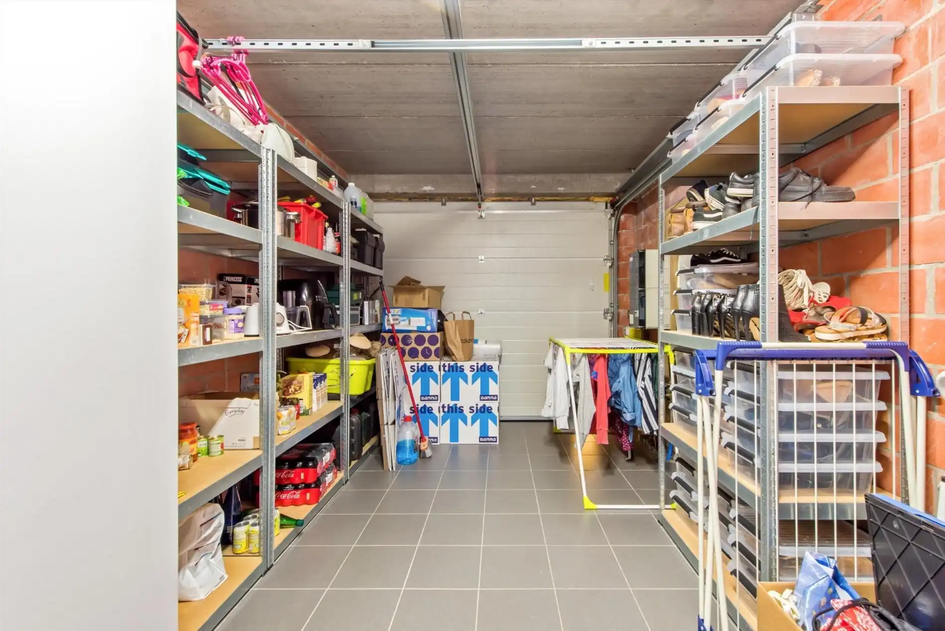 Rustig gelegen, verrassend ruime woning met 3 slaapkamers foto 10