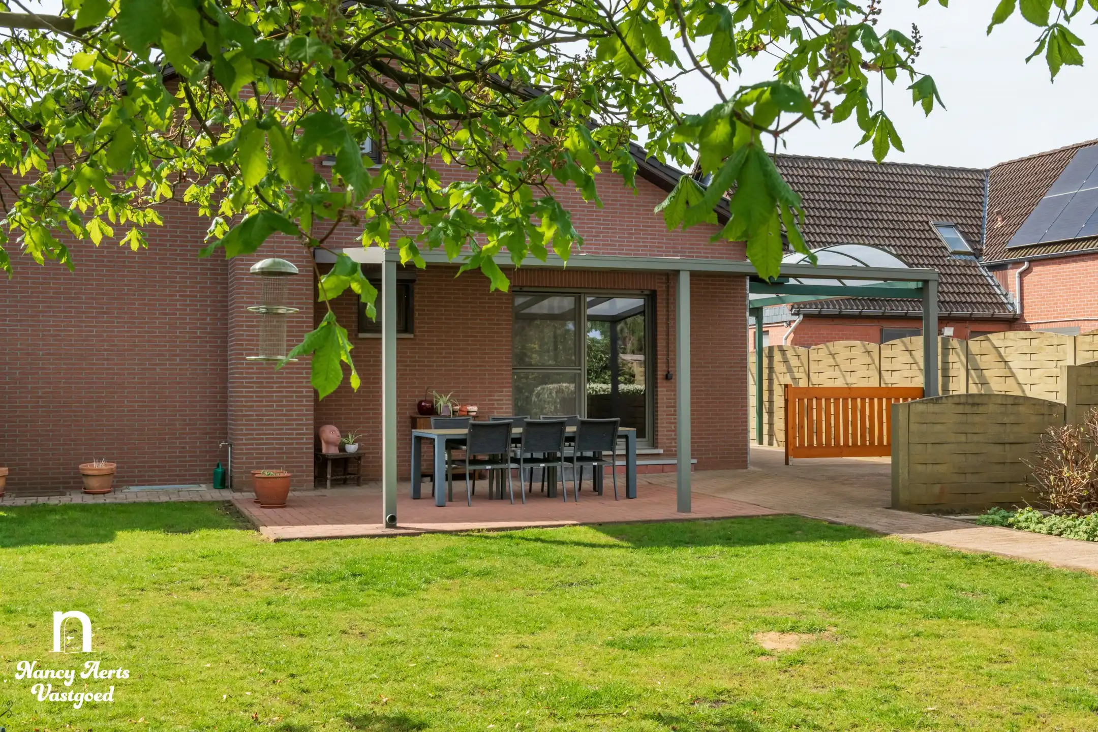 Lichtrijke woning met prachtige tuin en groeipotentieel foto 21