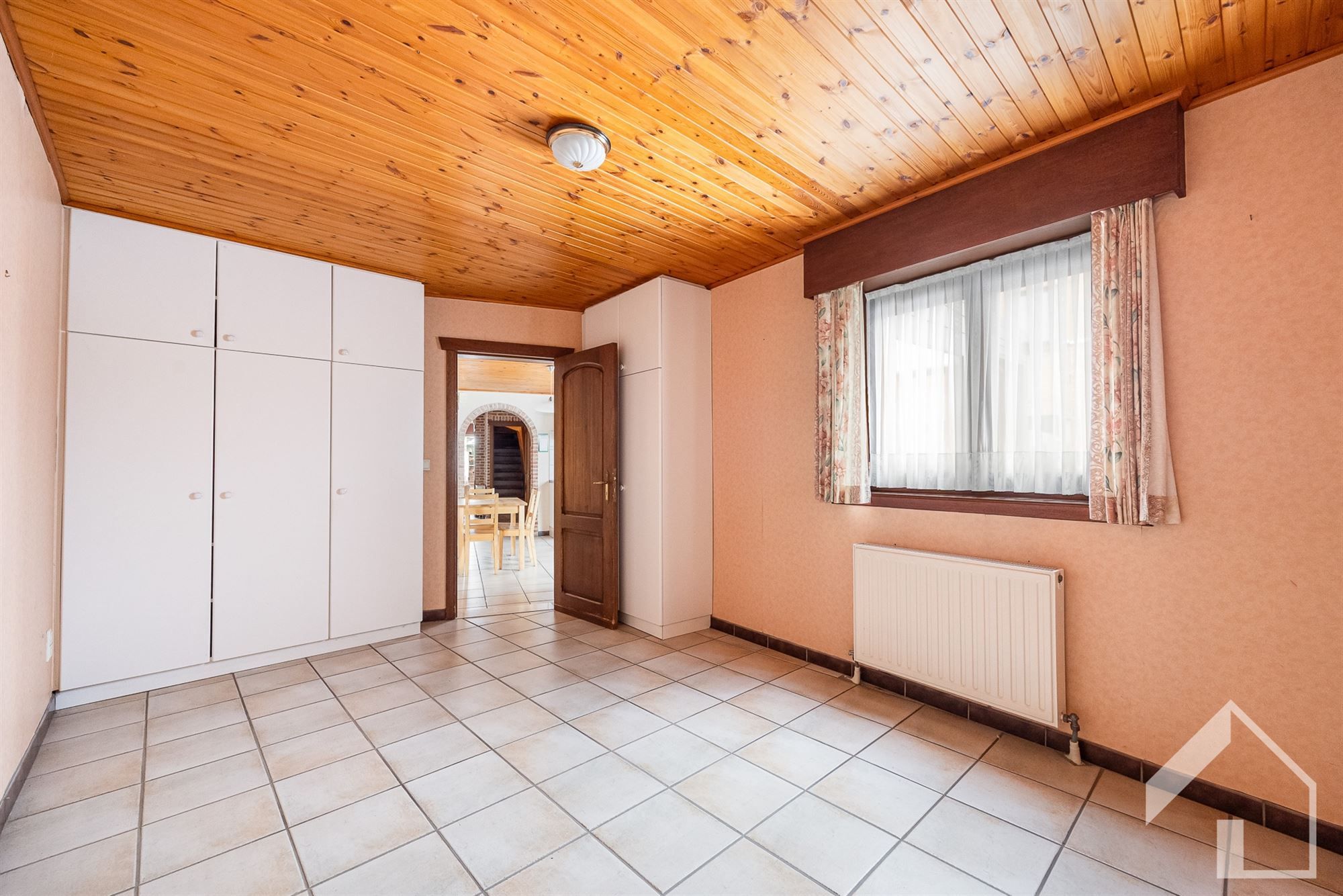 Te renoveren woning op top locatie! foto 13